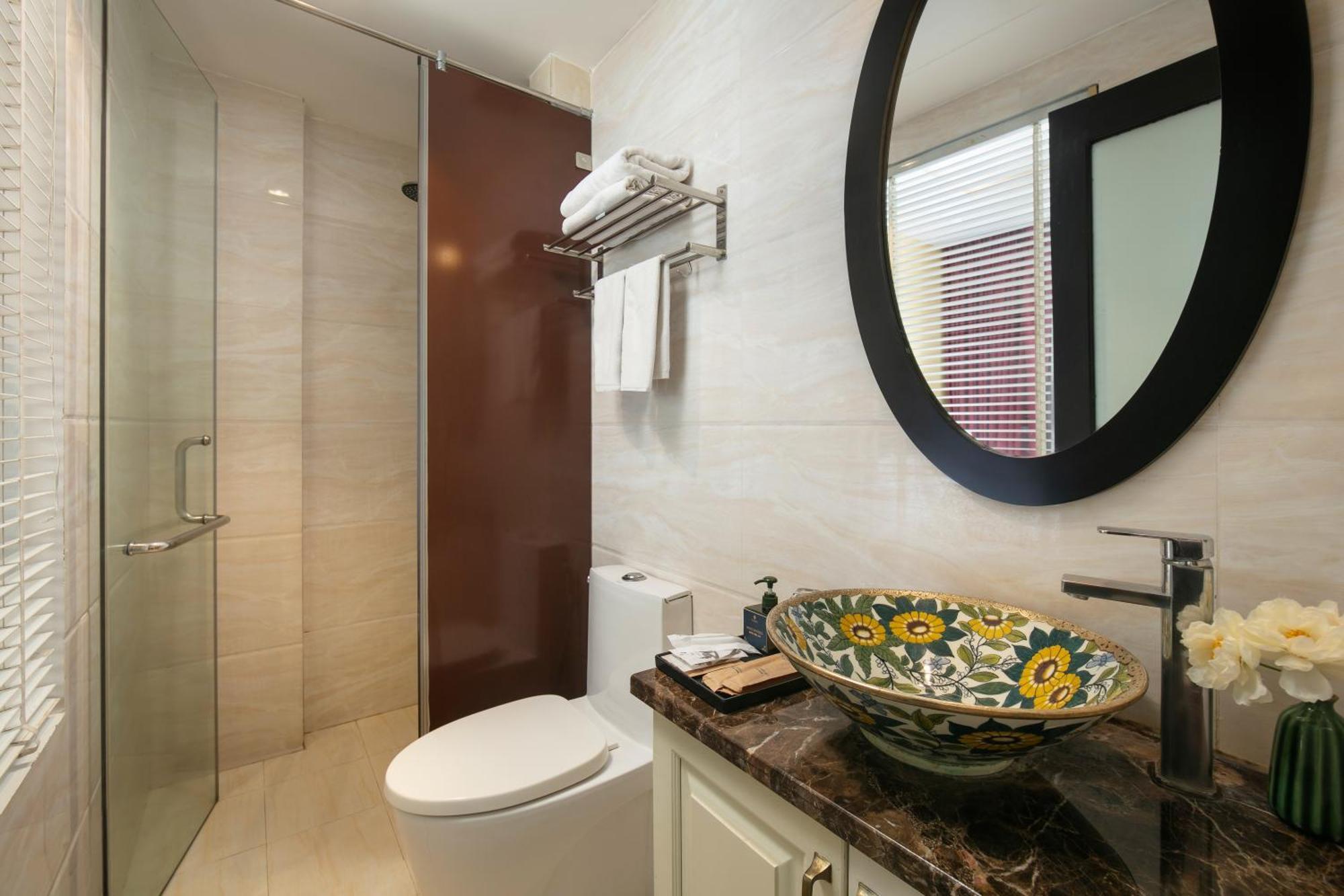 Harmonia & 4* Hà Nội