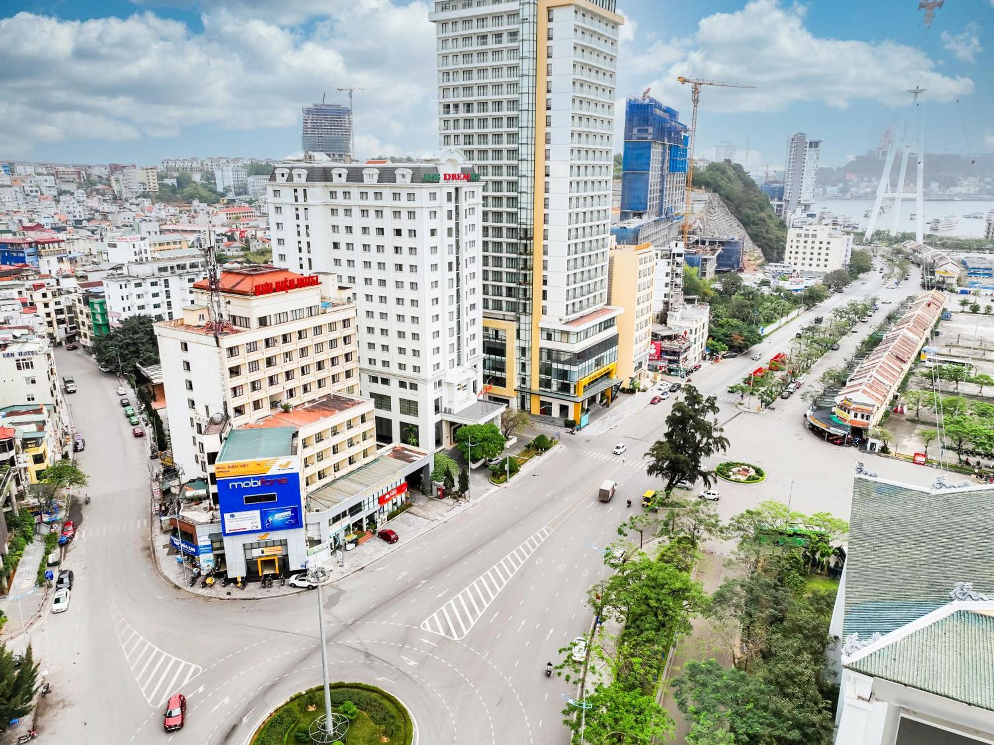 Dream 4* Hạ Long
