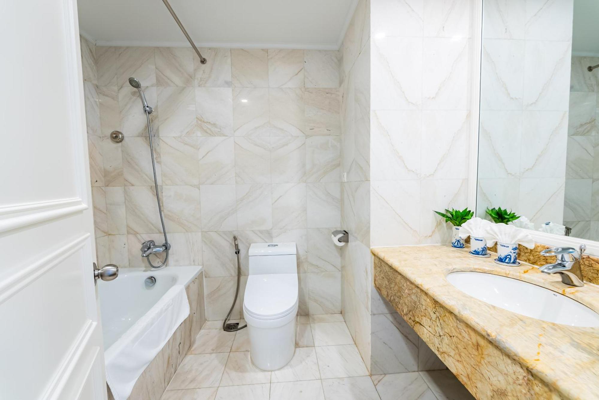 Dream Khách sạn 4*