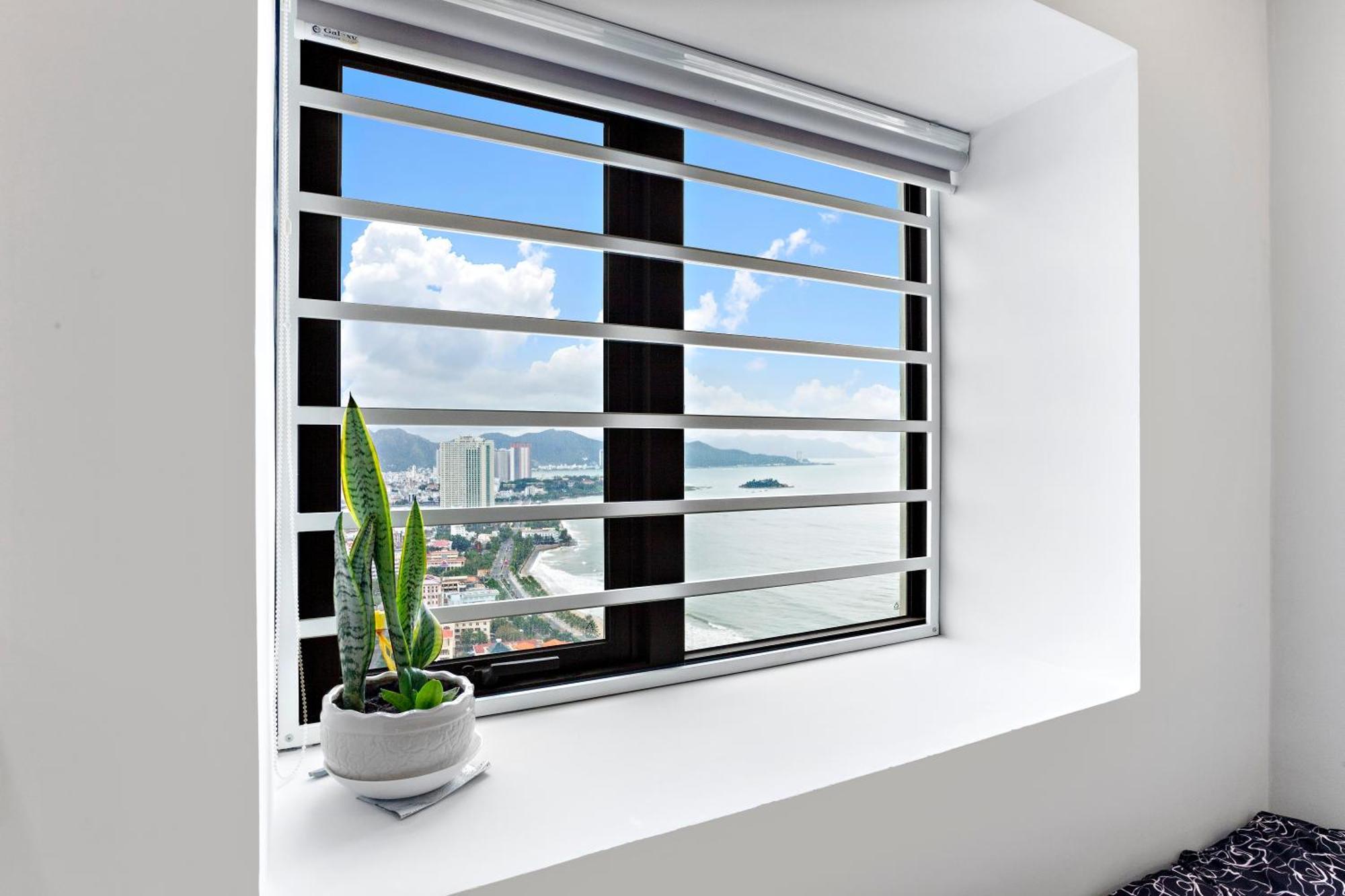 De' Lora Goldcoast Apartment