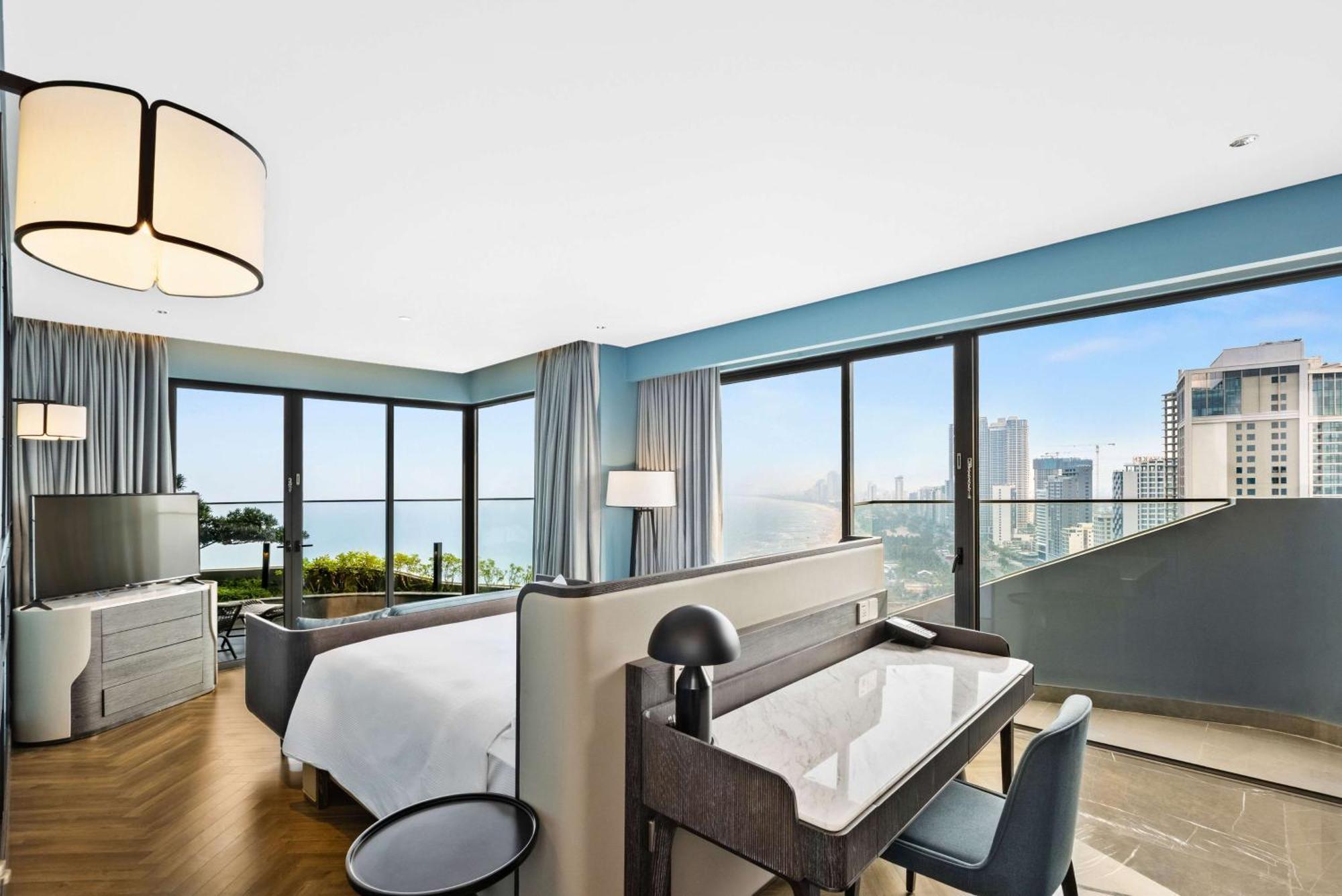 Hilton Garden 4*