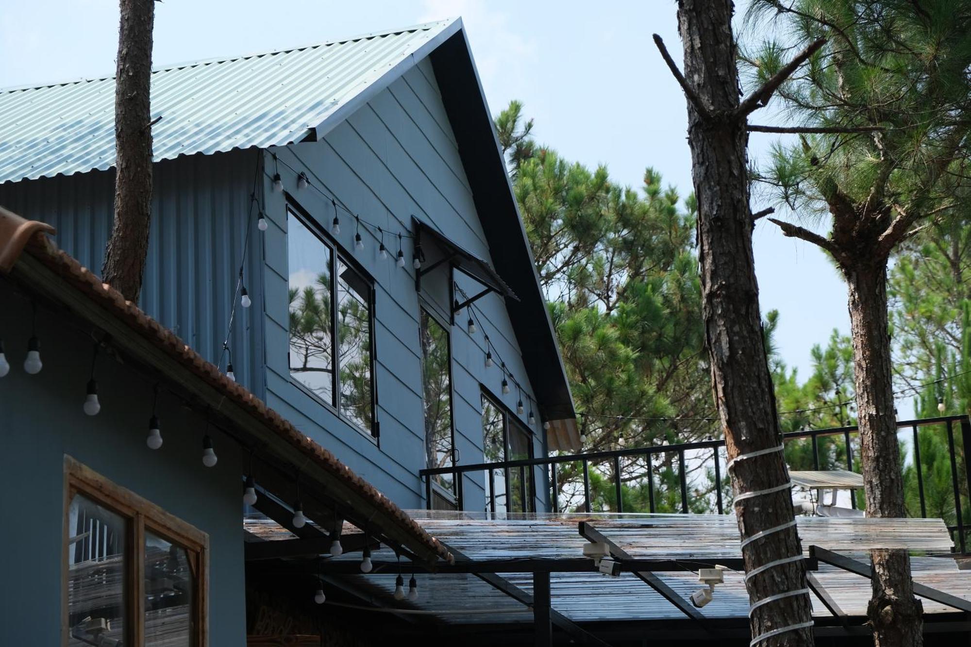 Bed & Breakfast Nha Dau Mang Den *