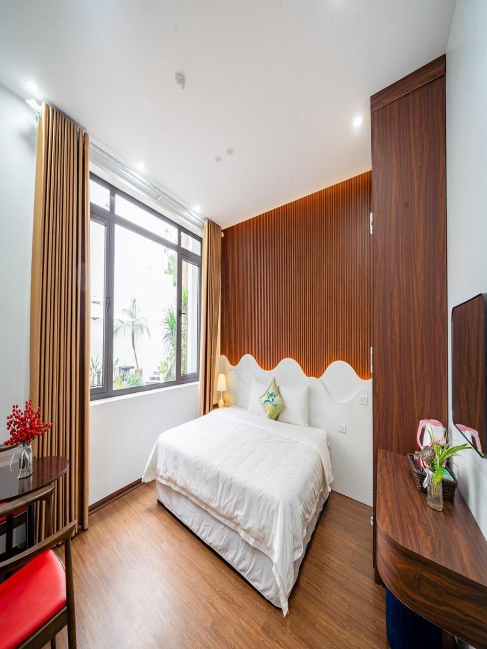 Villa 12 Phong Ngu - Be Boi - Trung Tam Bai Chay Ha Long