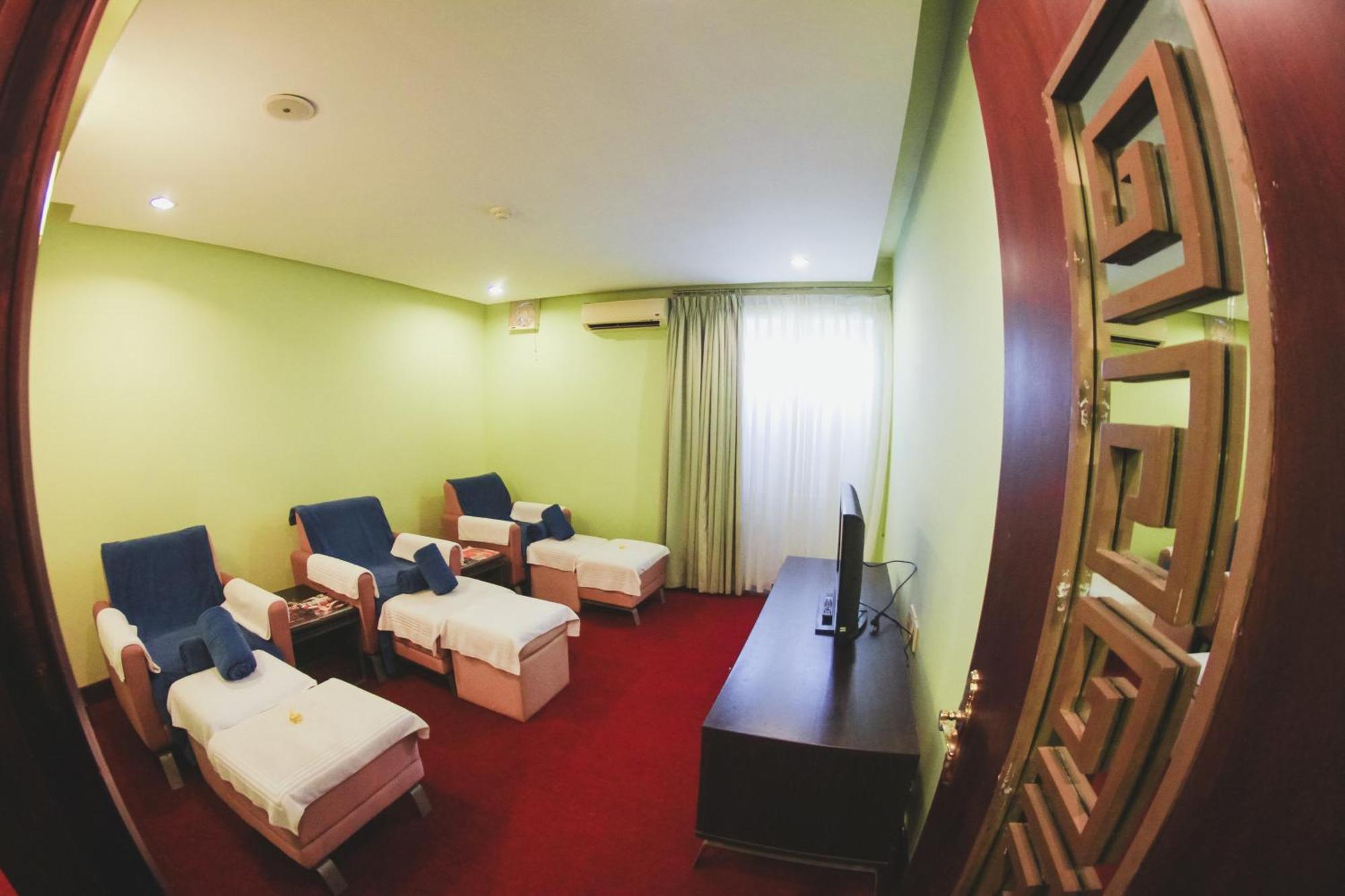 Park View 4* Hue