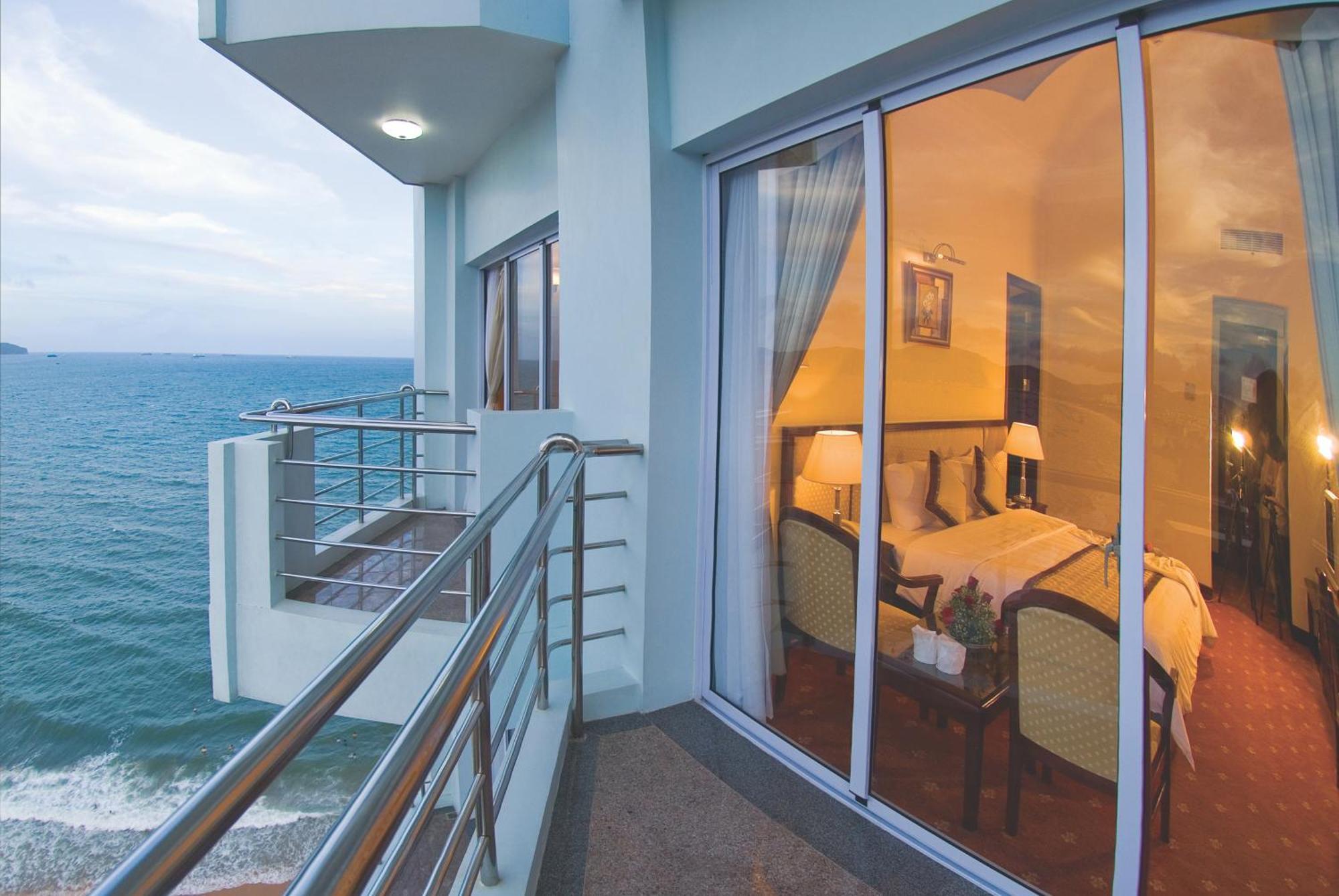 Seagull Hotel