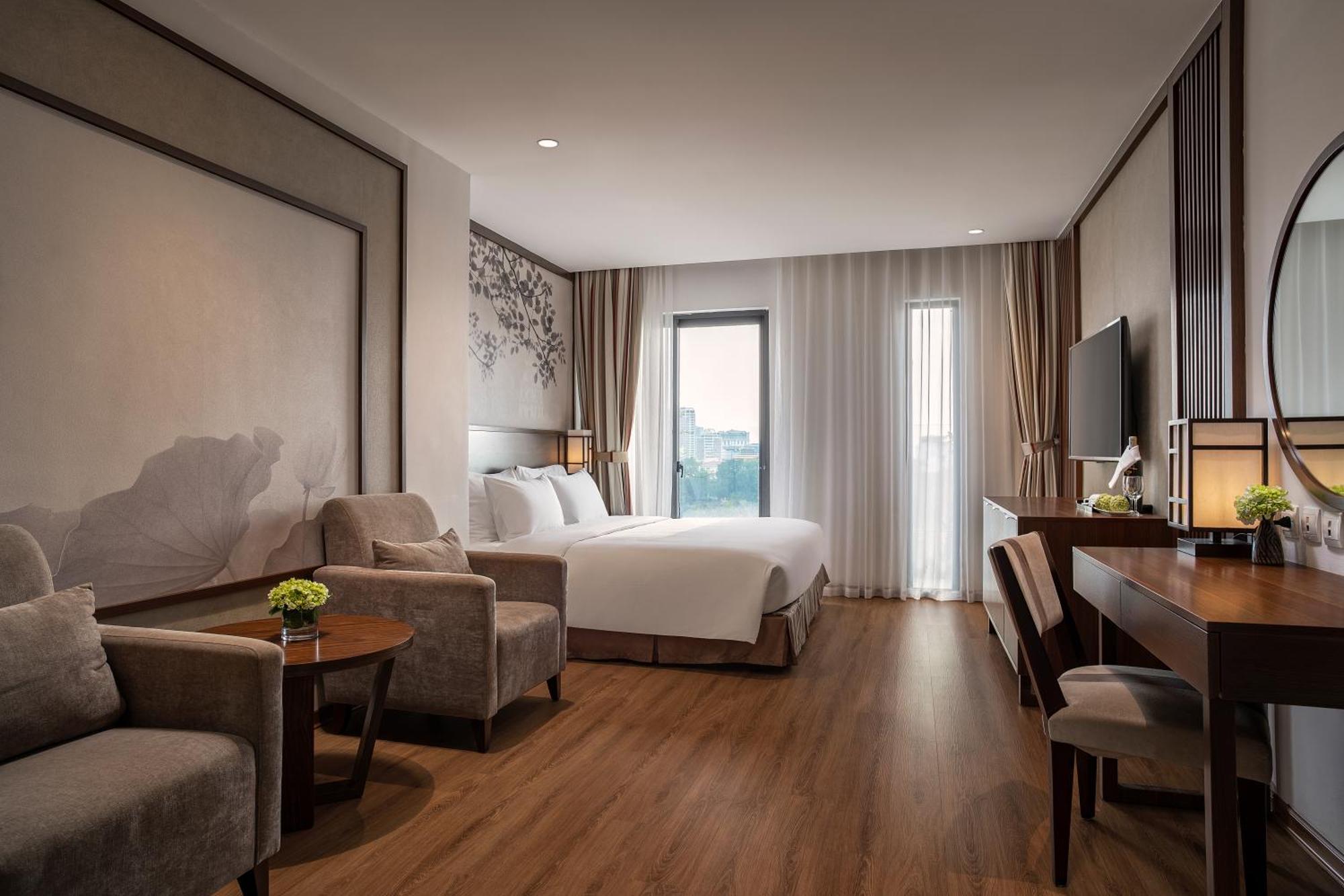 Authentic Hotel 4*