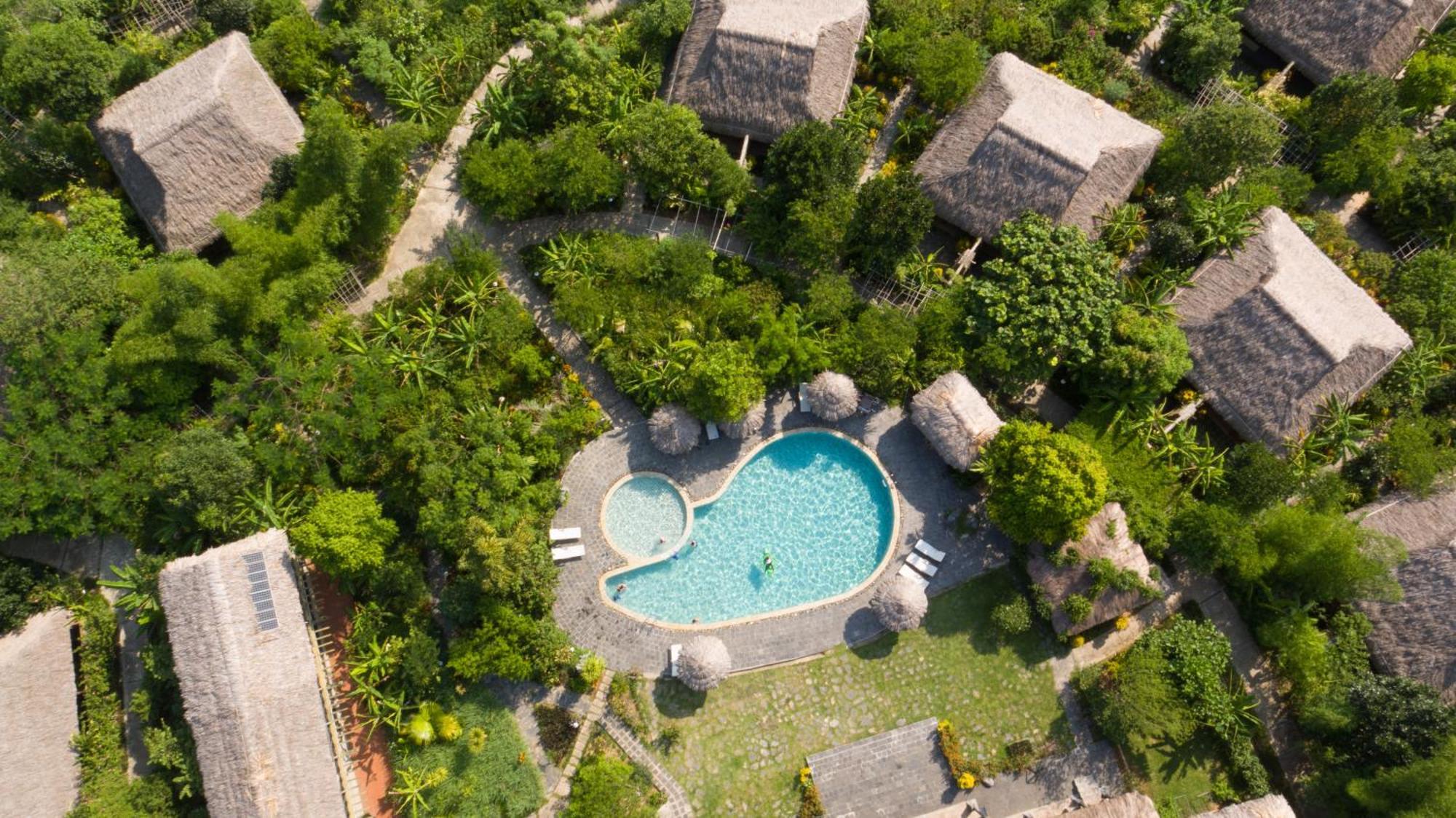 Mai Chau Ecolodge 4*