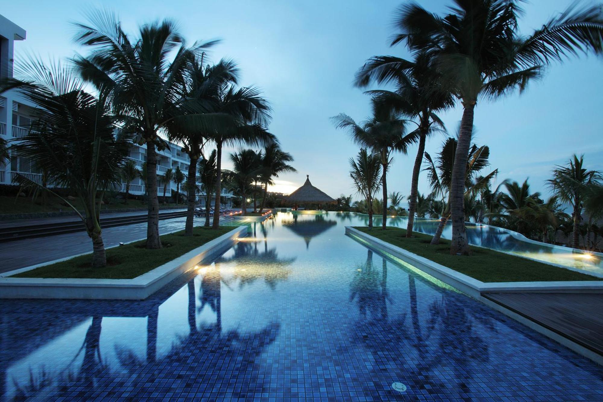 The Cliff & Residences