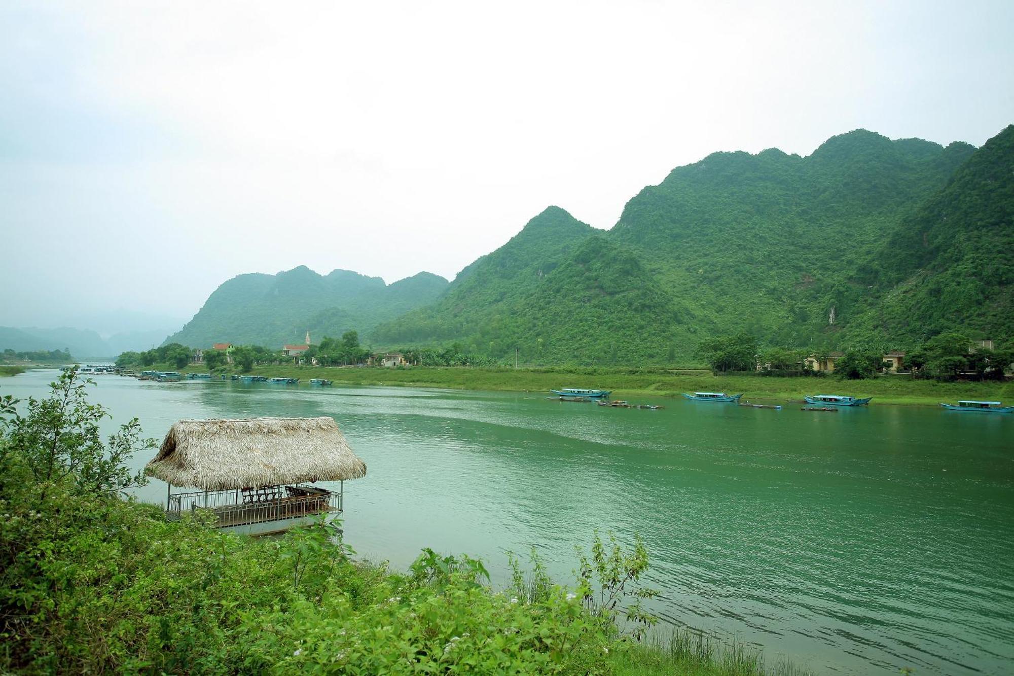 Son Doong Riverside Hotel Phong Nha