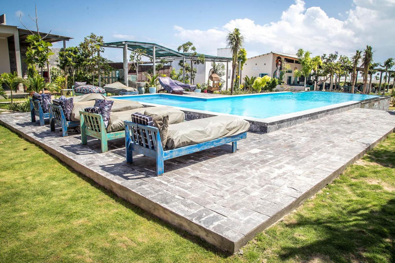 Sorrento Club & Kite Village Hotel