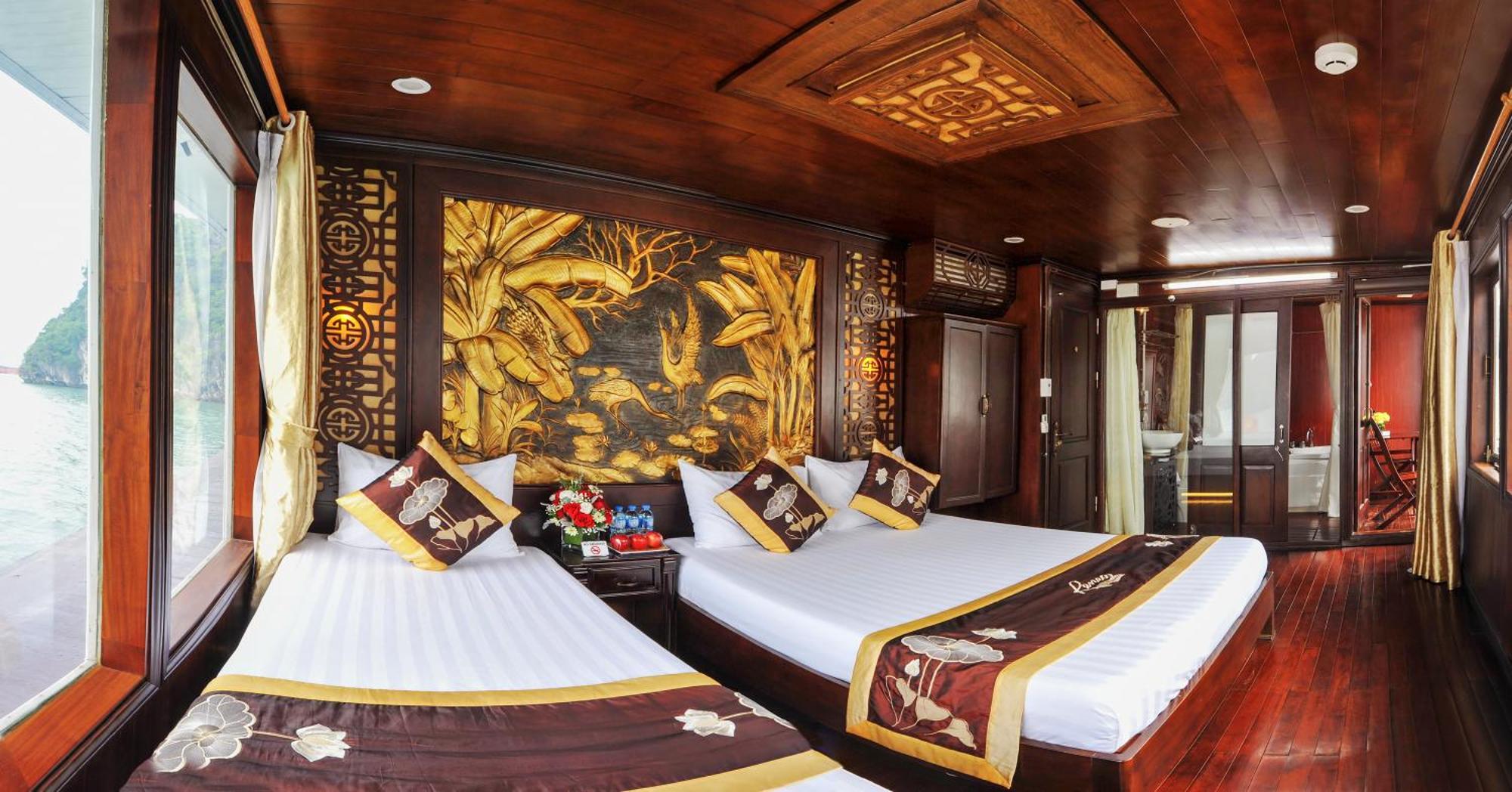 Renea Cruises Halong  Ha Long
