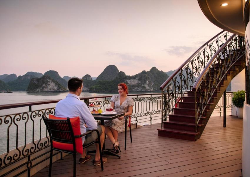  Indochine Cruise 5*