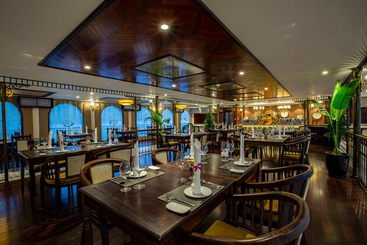 Indochine Cruise  Hạ Long