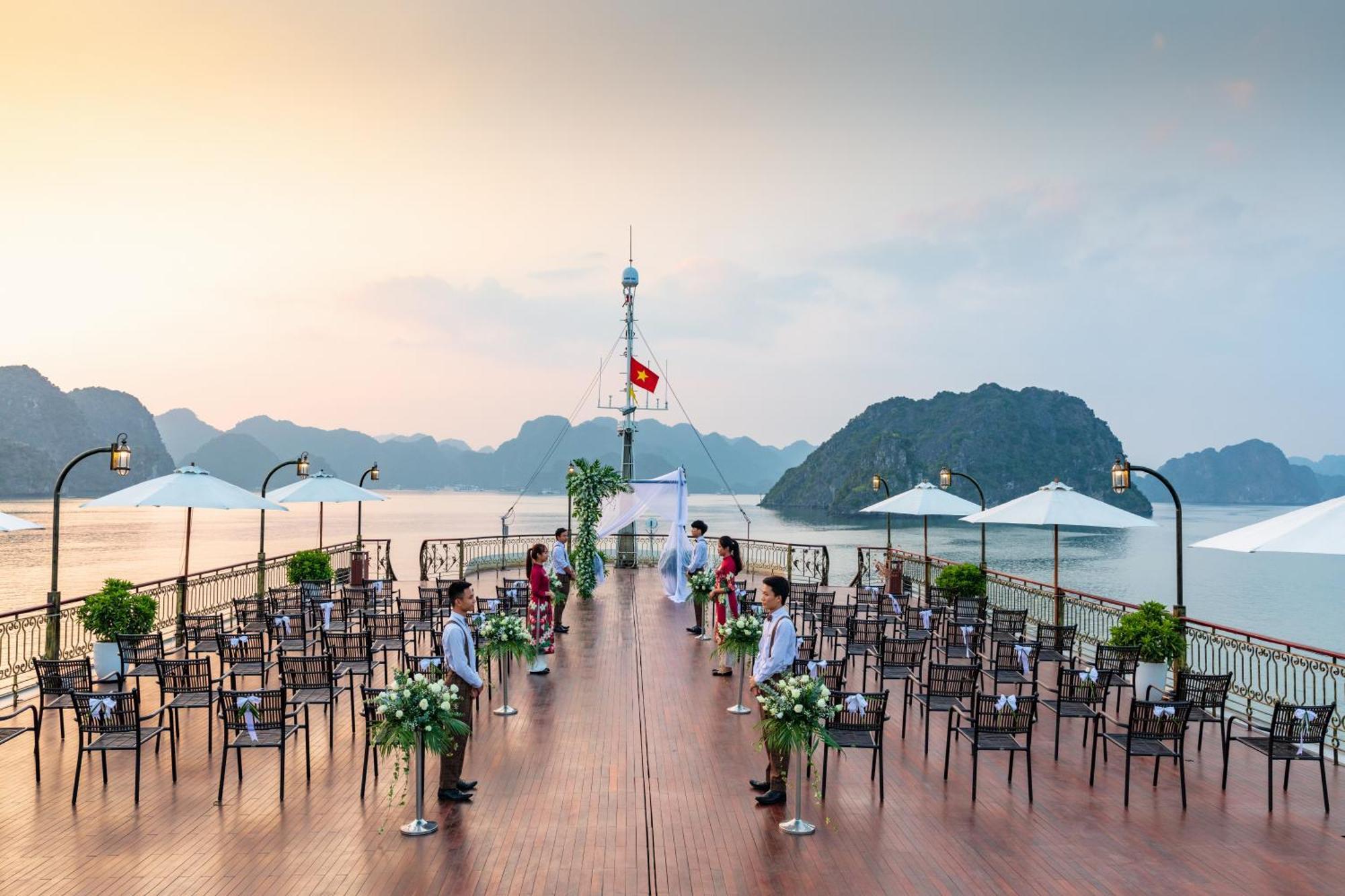  Indochine Cruise 5*