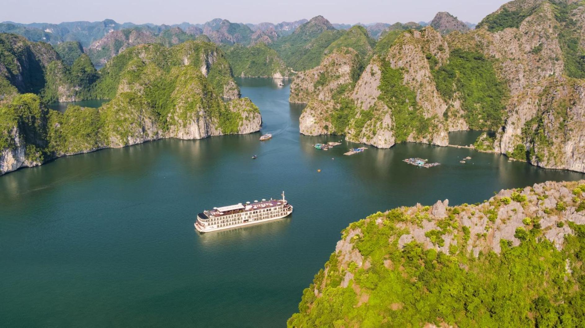 Indochine Cruise Lan Ha Bay  Ha Long