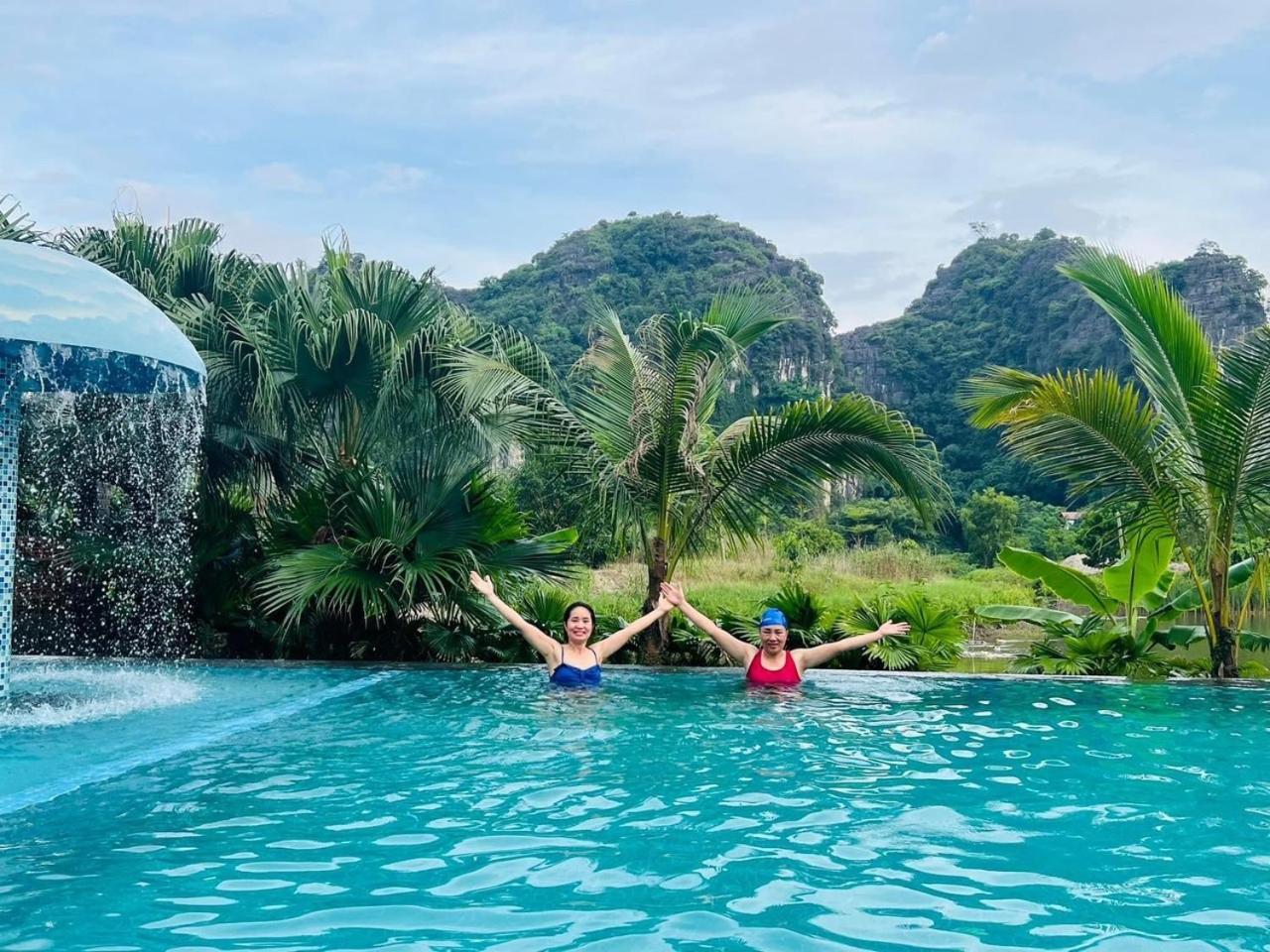 Tam Coc La Montagne & Ninh Binh