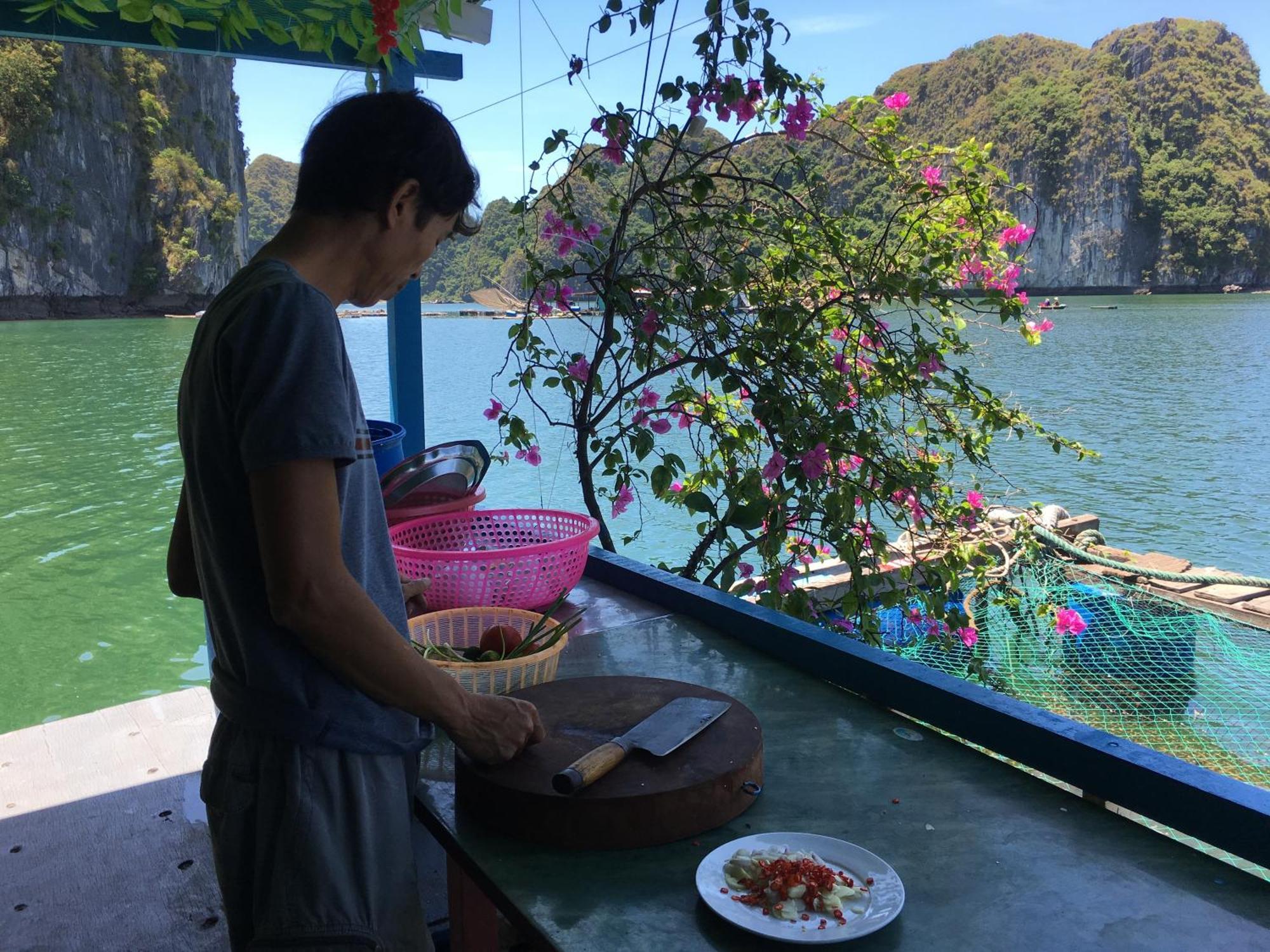 Cat Ba Bay Cruises 2*