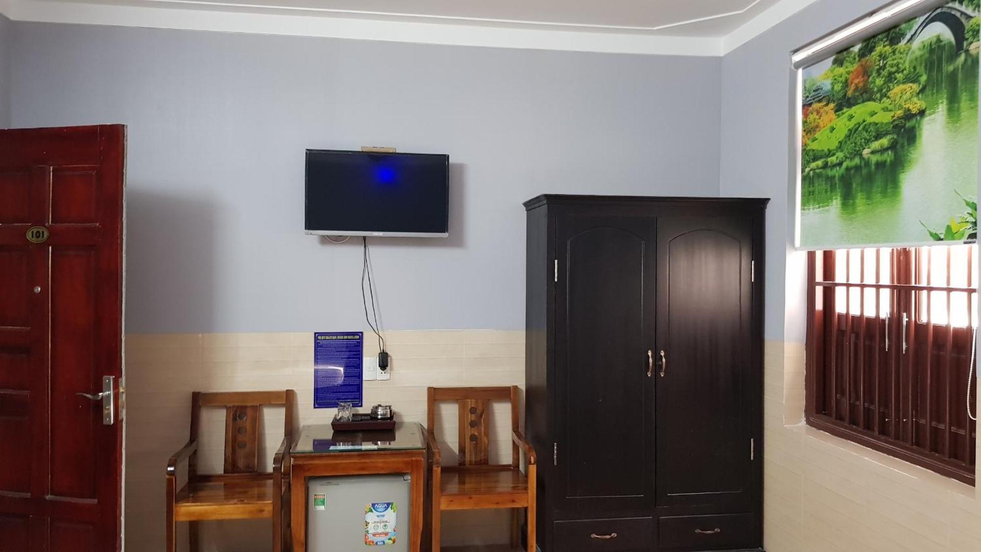 Hotel Khach San Anh Dong