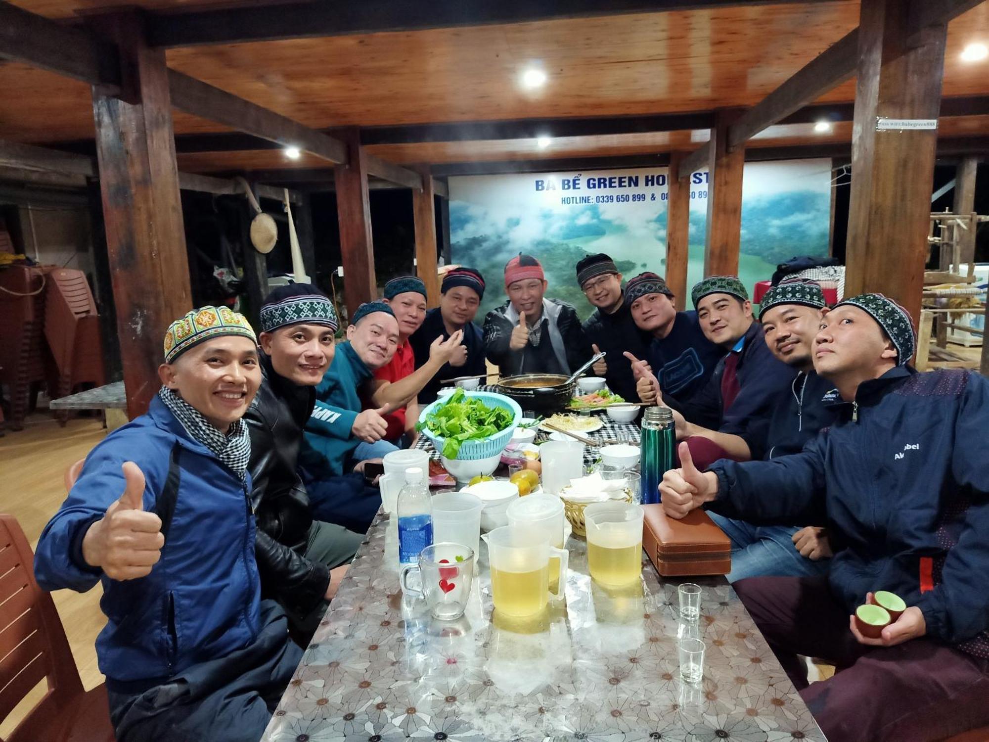 Ở trọ Ba Be
