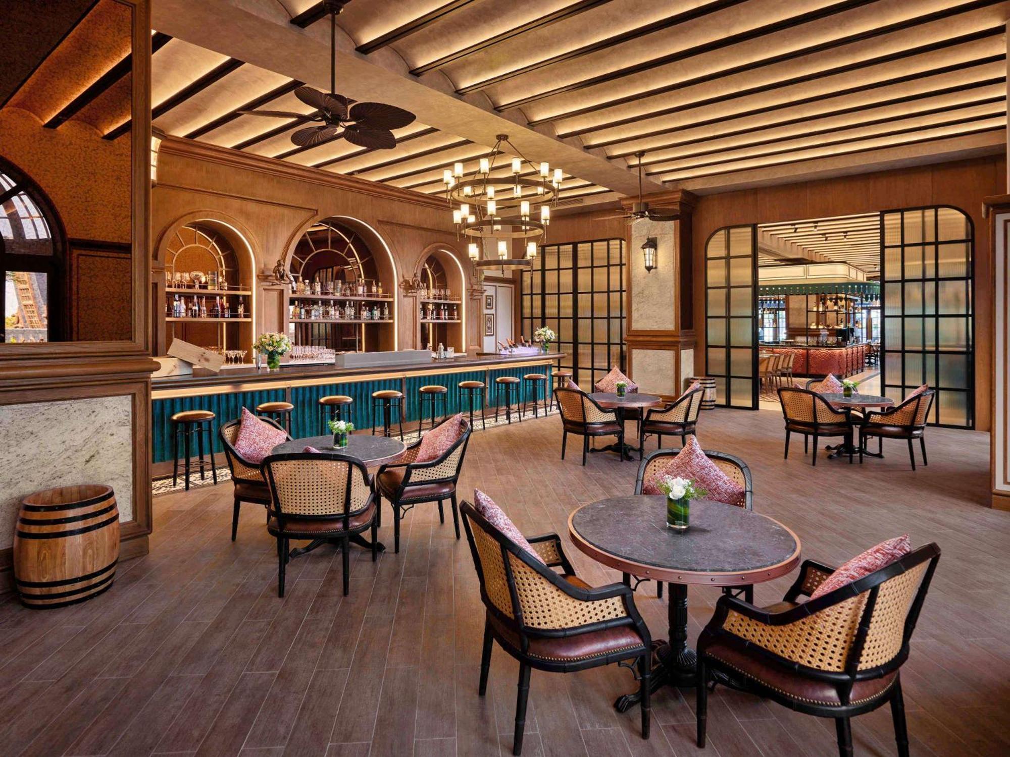 Moevenpick Resort 5*