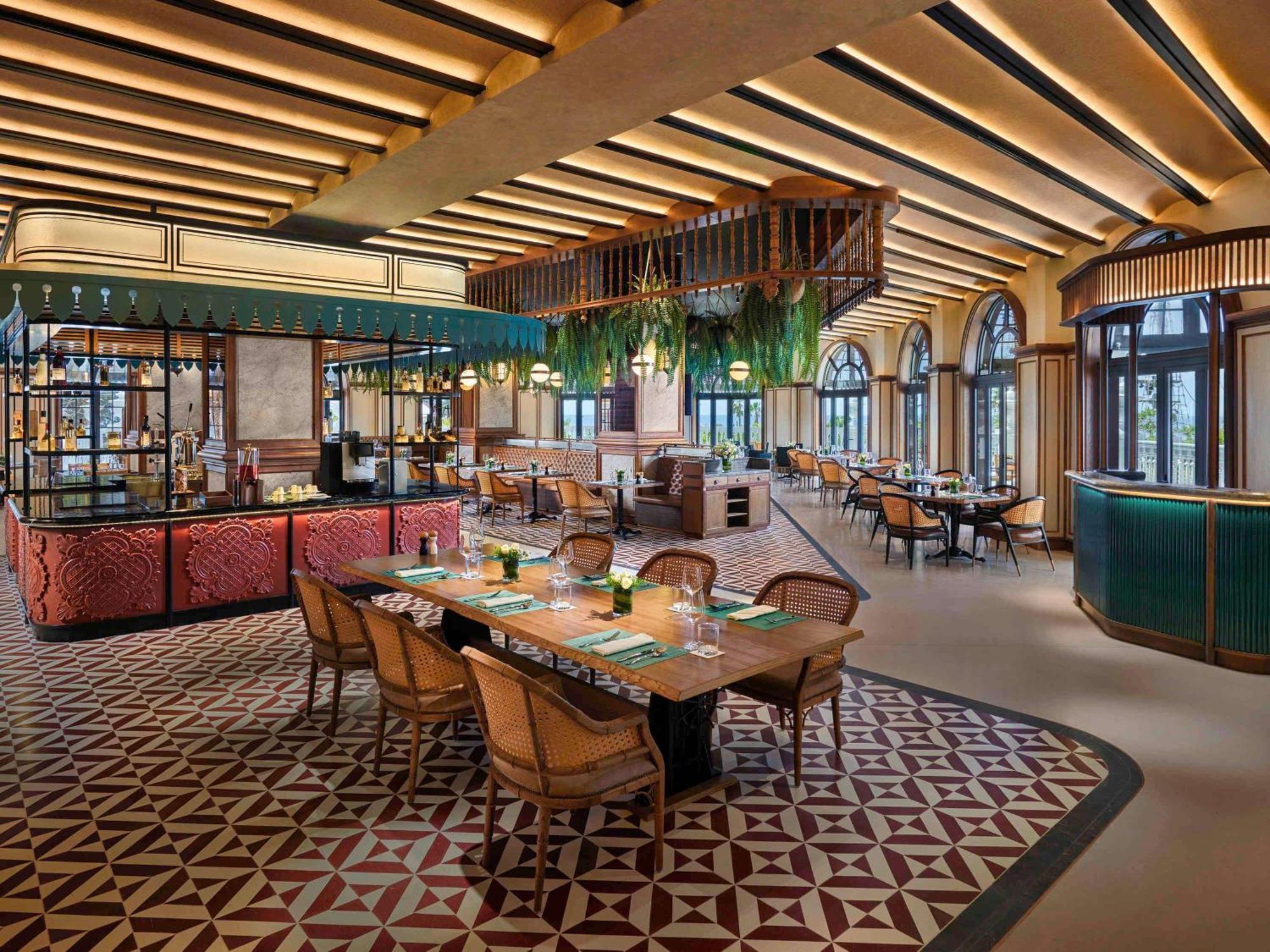 Moevenpick Resort
