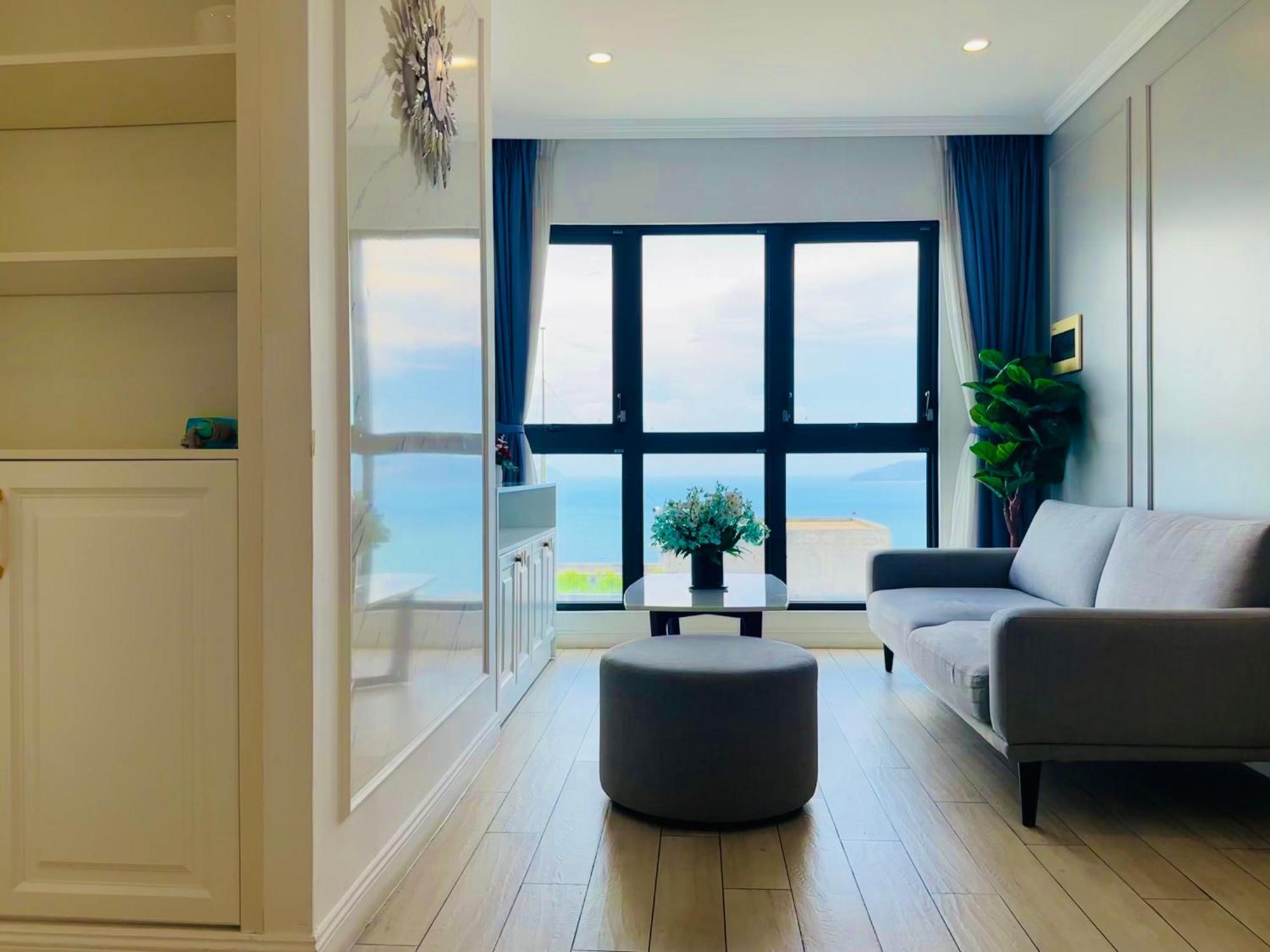Gold Coast Luxury - Ocean View Apartment