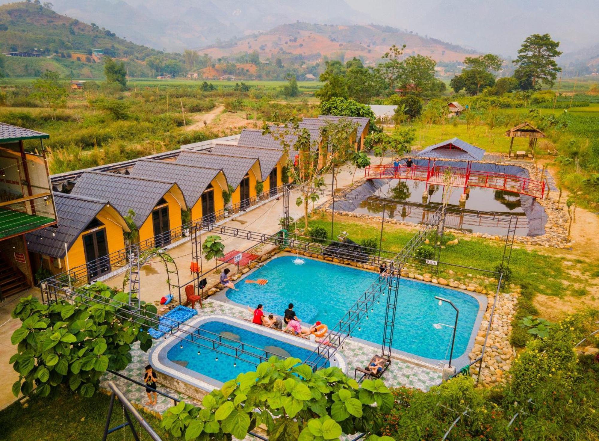 Suoi Khoang Minh Hang Hotel