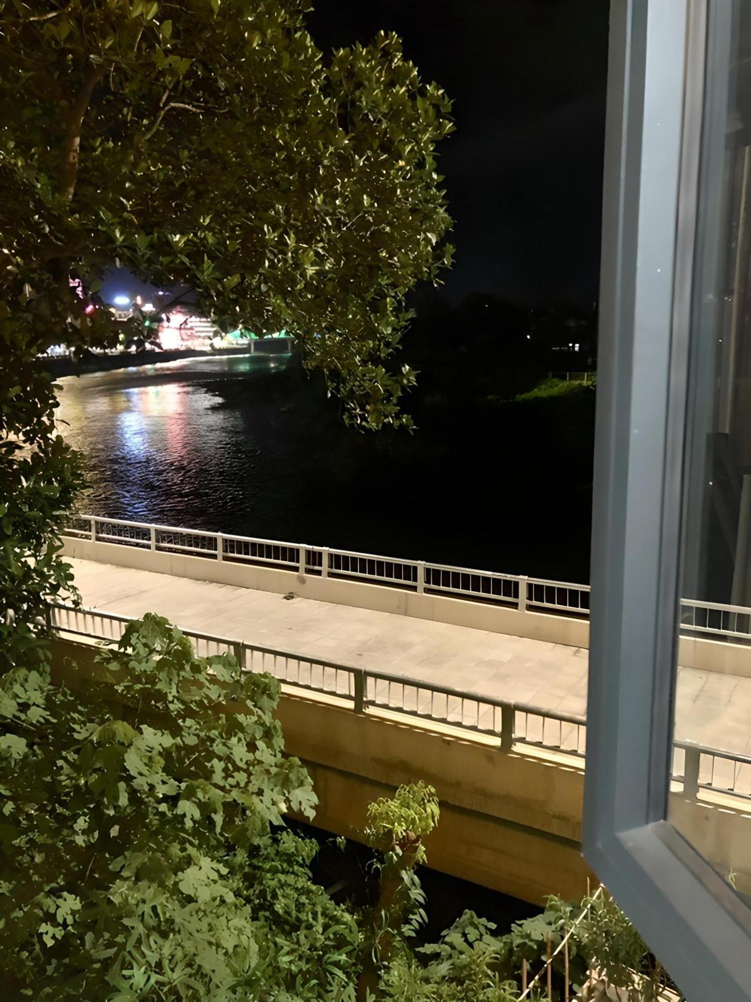 Hostel Tit Mit
