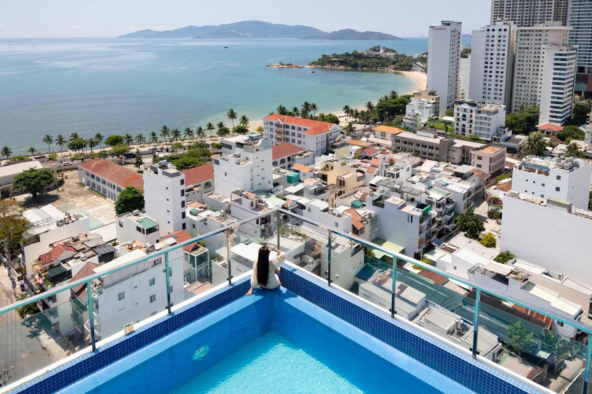 Gibson Hotel Nha Trang