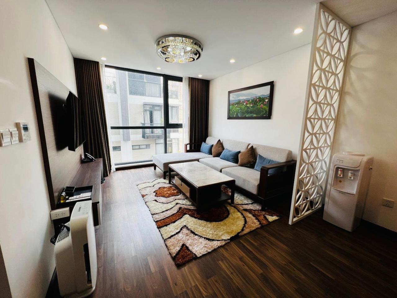 Nesta Grand Hao Nam Apartment *