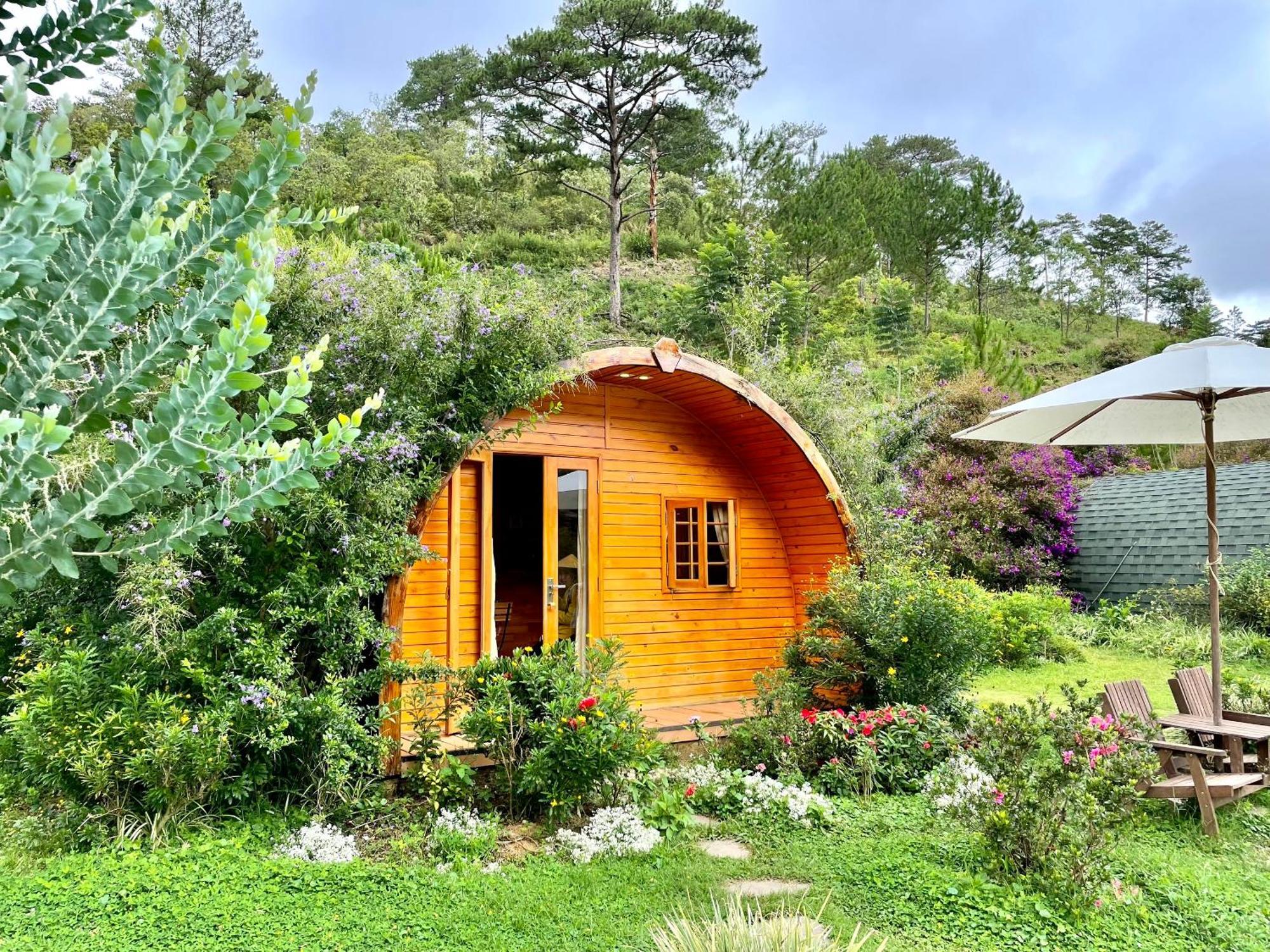 Lat Valley Retreat Village