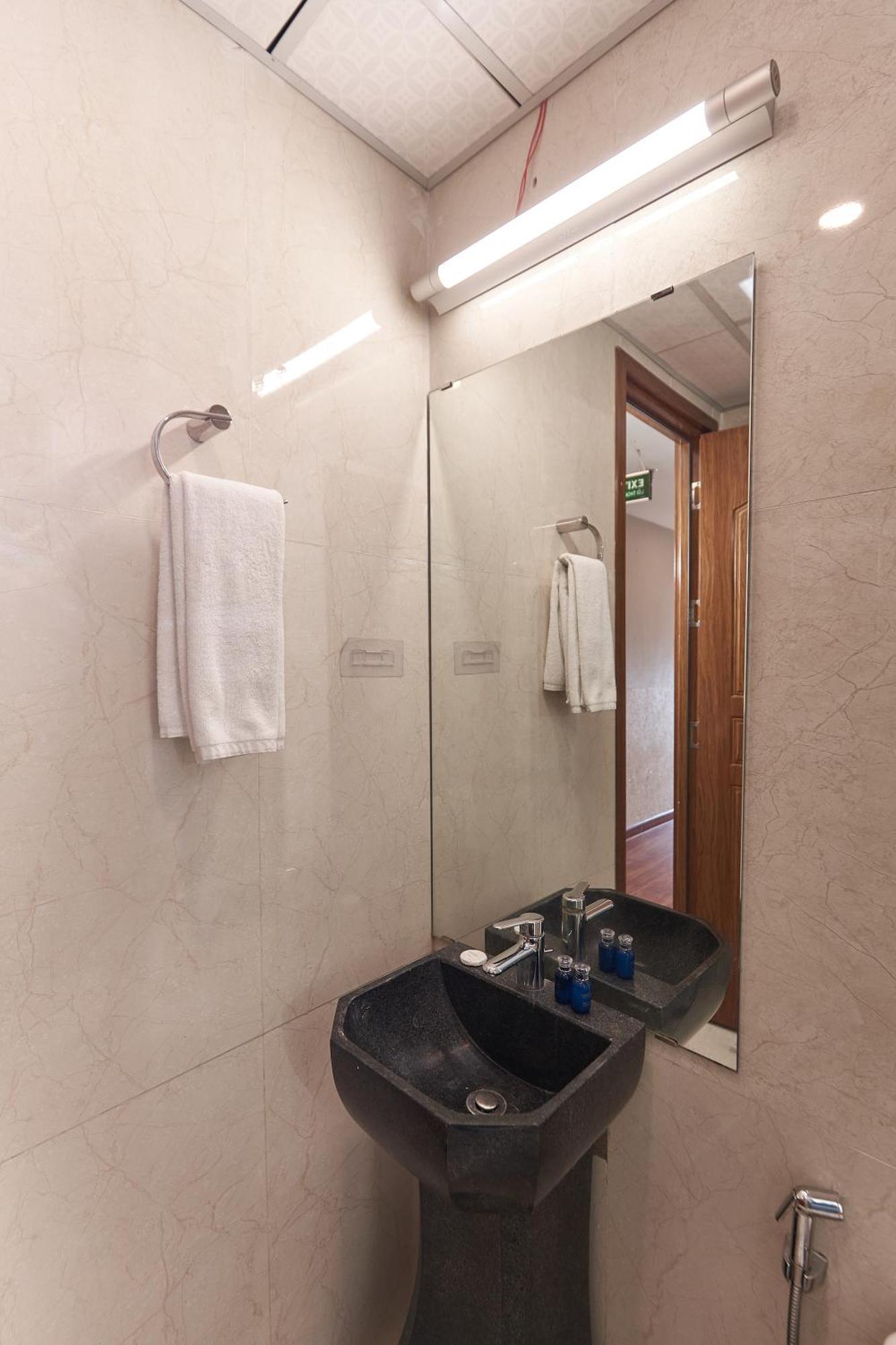 Mercury Boutique Hotel 3*