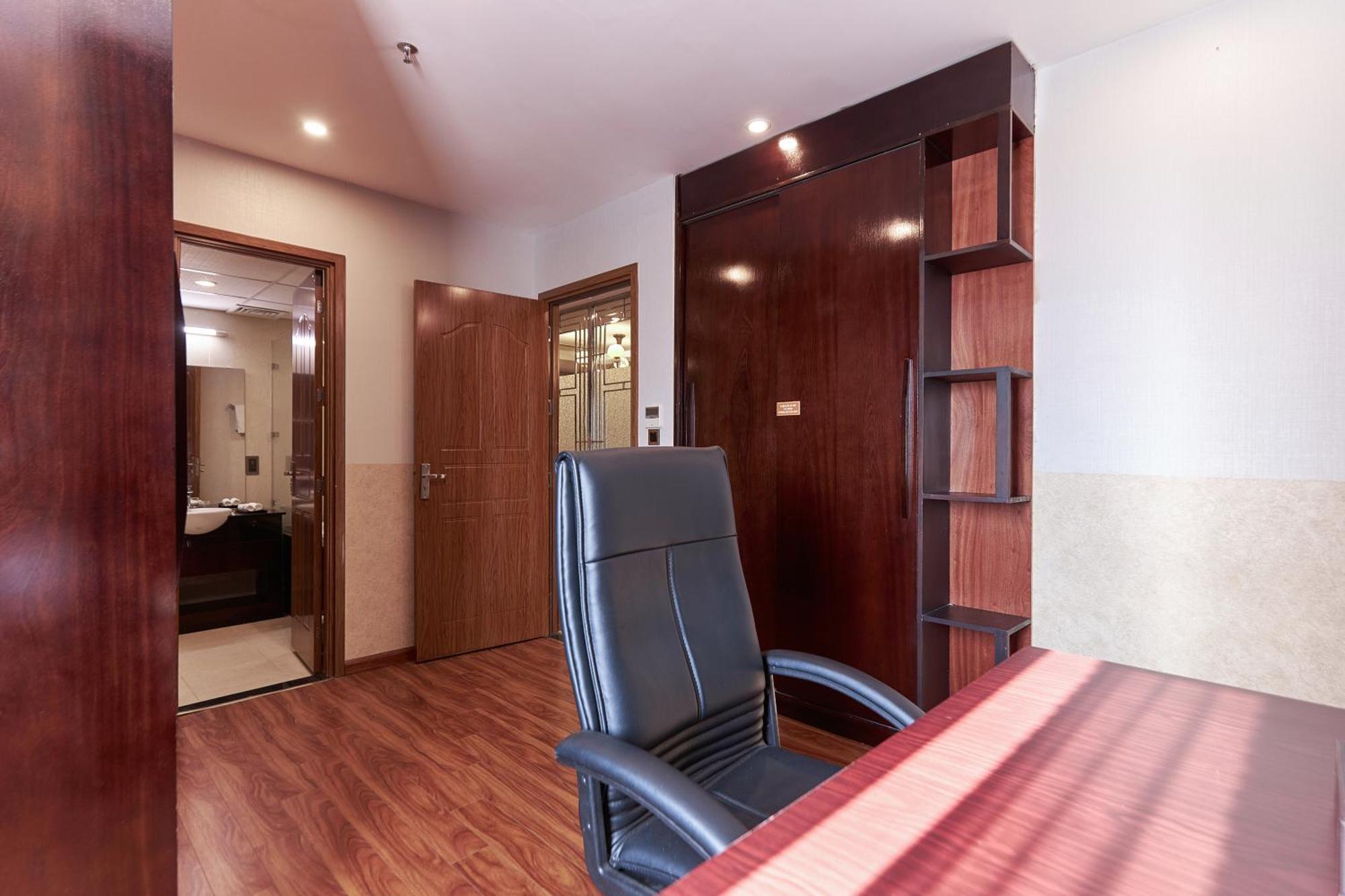 Mercury Boutique 3*
