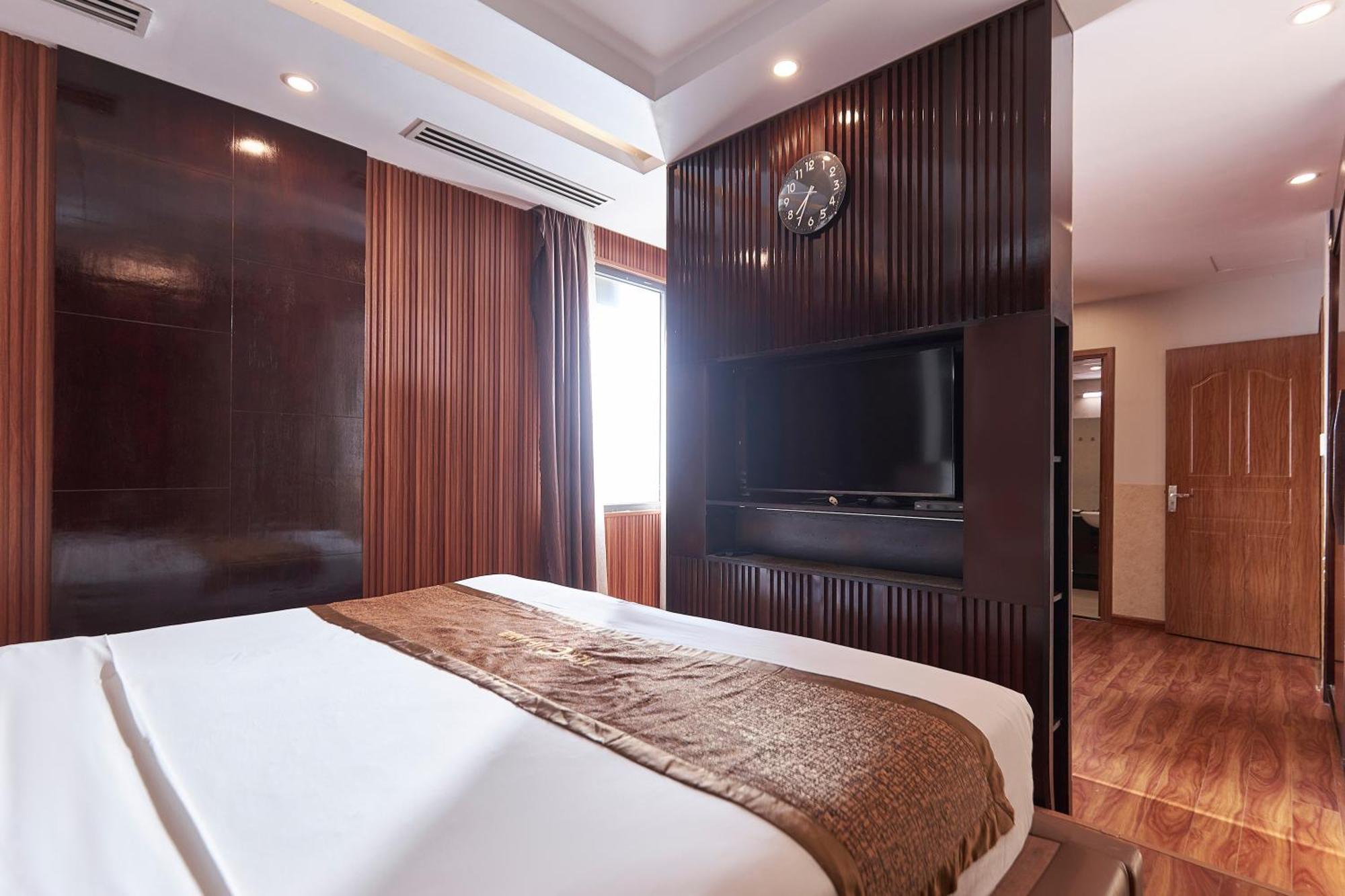 Mercury Boutique 3*