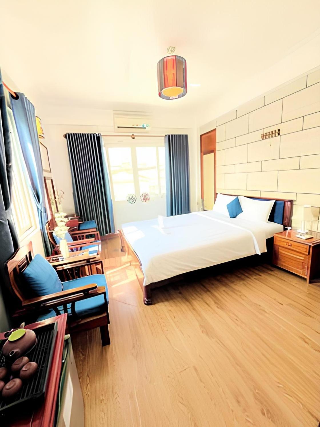 Hotel Pink Lotus *