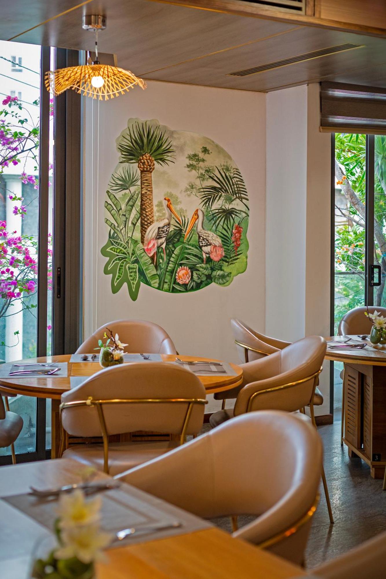 Haian Riverfront Hotel Da Nang