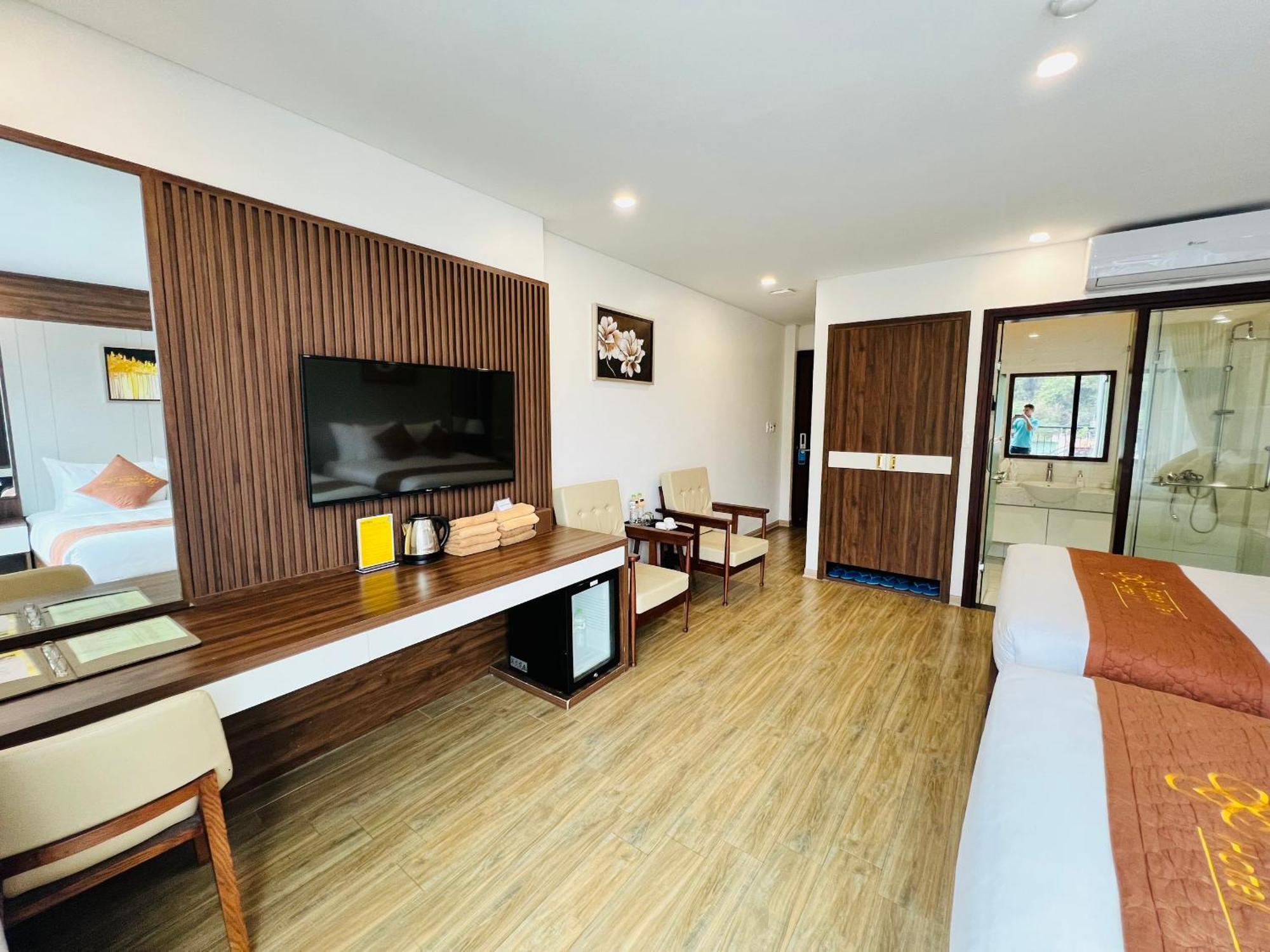 Catba View Hotel