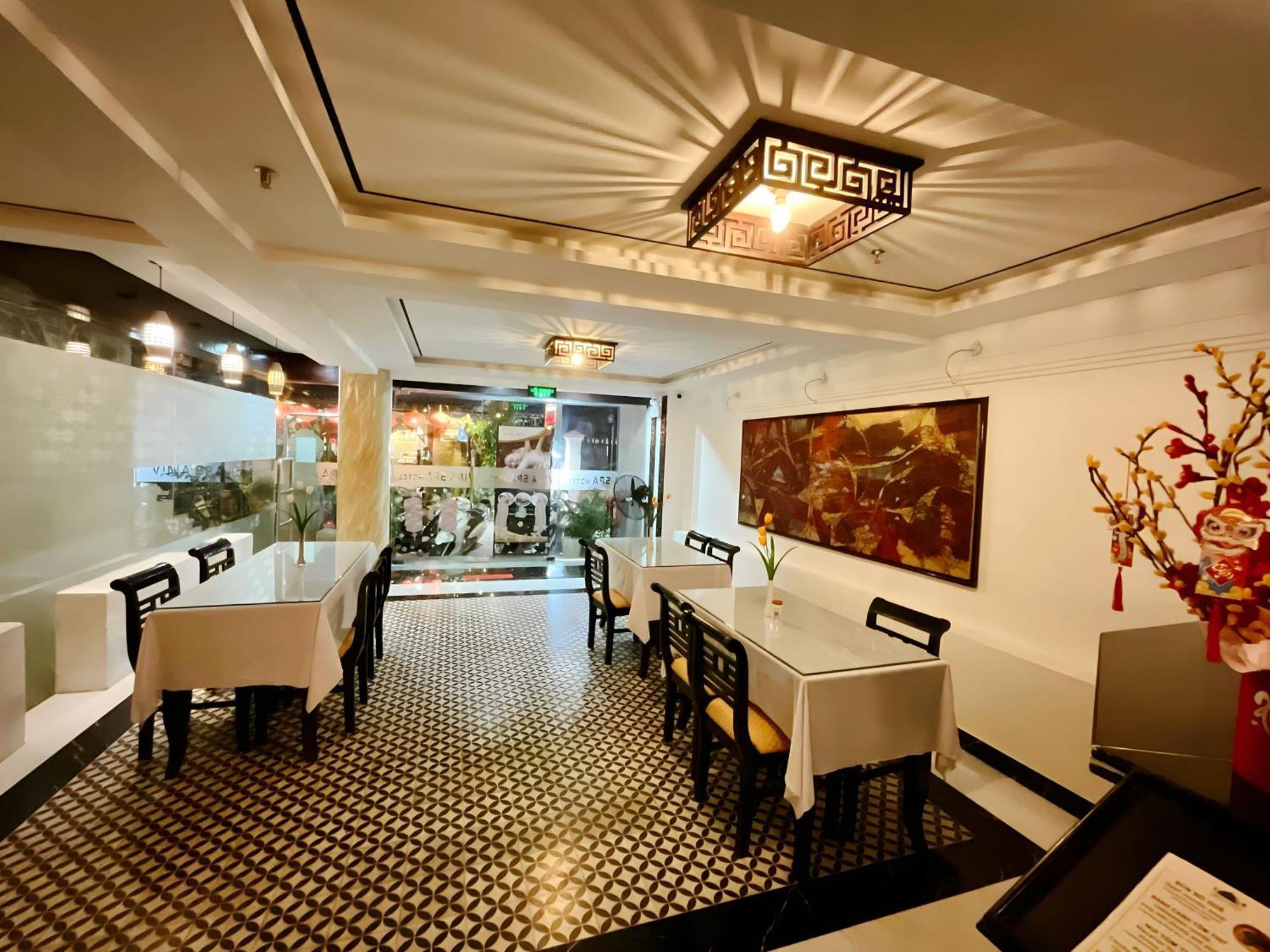 Viet Nam Hotel 3*