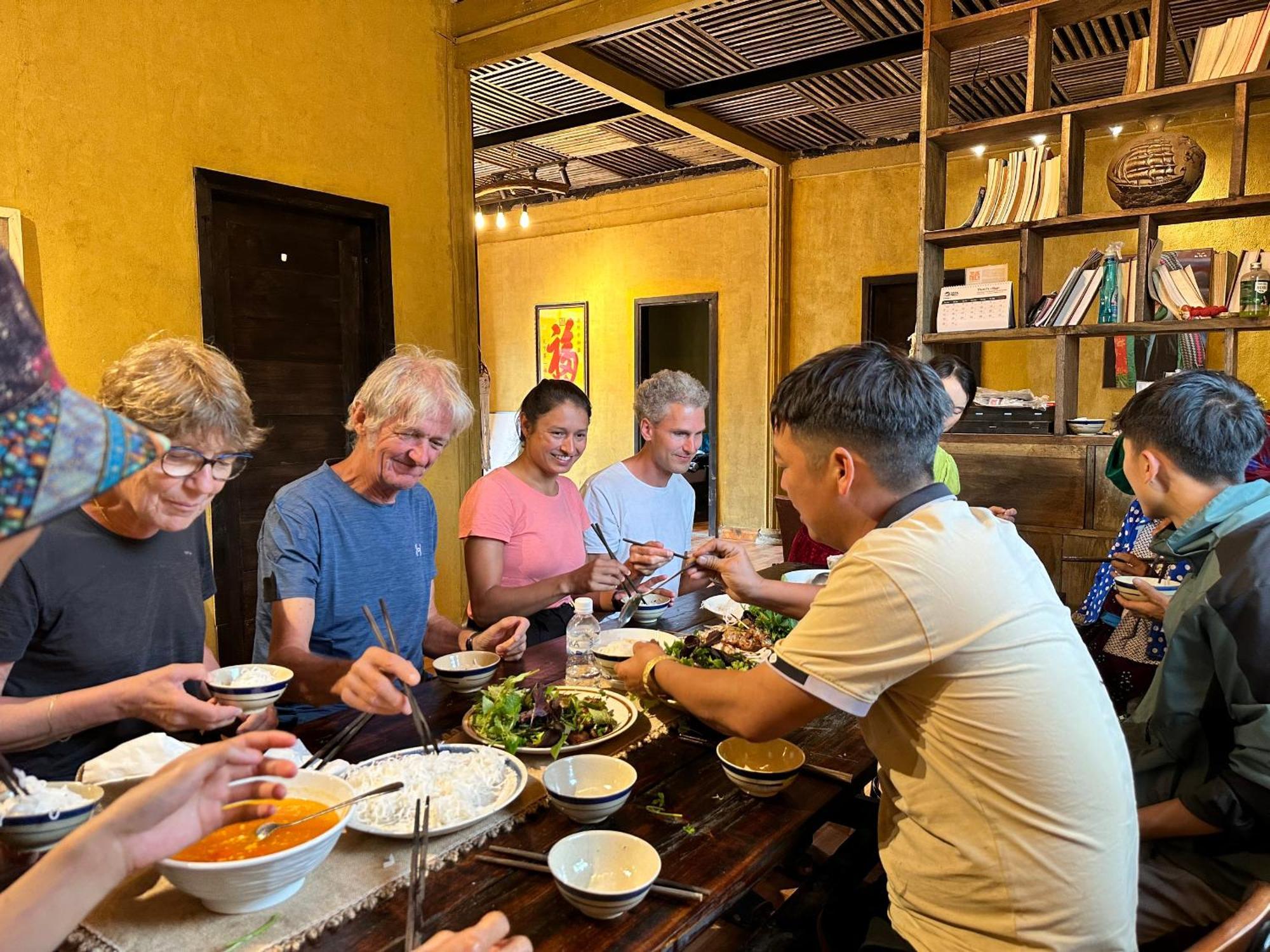 Maison De Hill * Dong Van (Ha Giang)