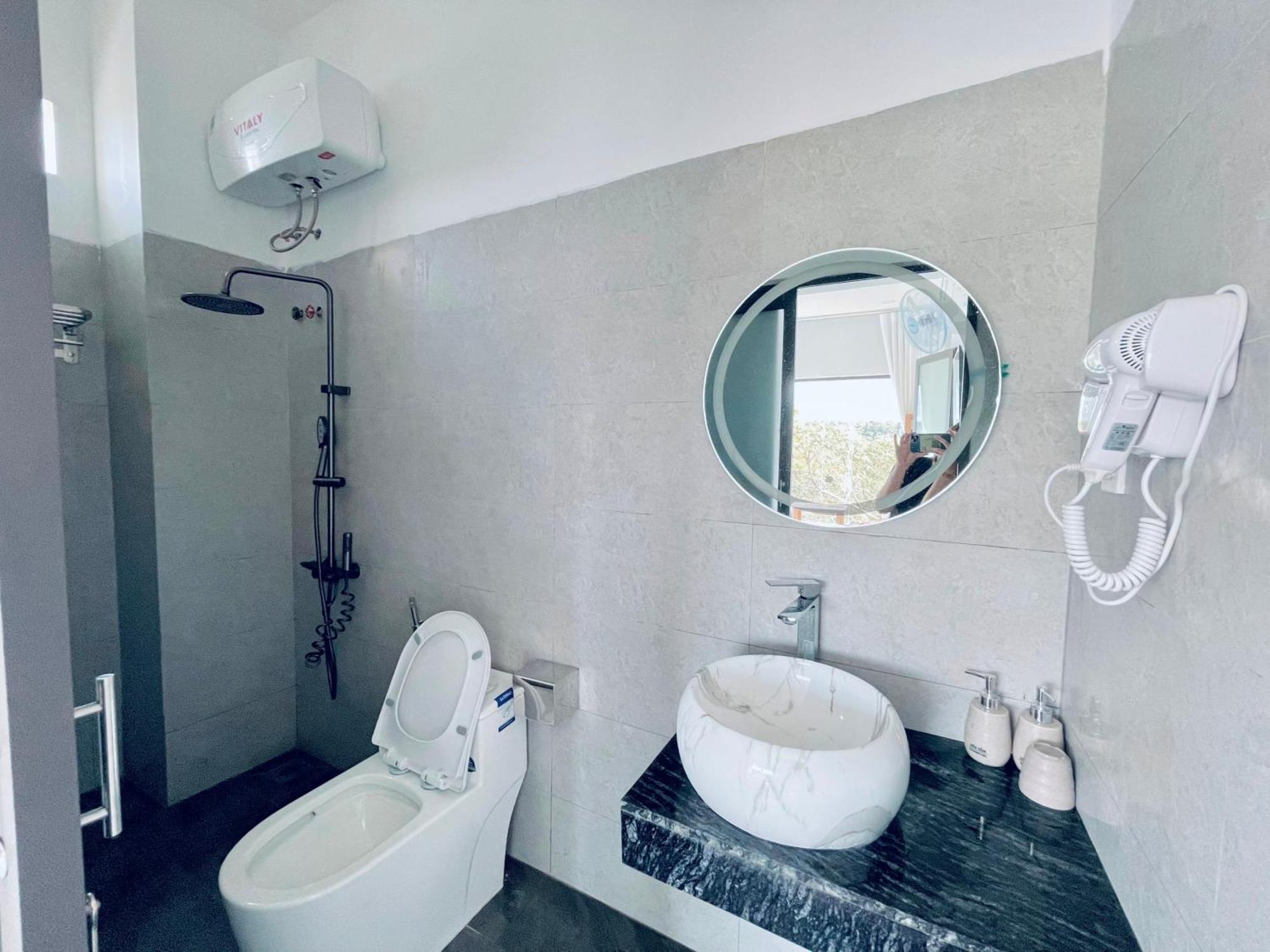 Hotel Mang Den Land - Homestay&coffee Kon Von Kla