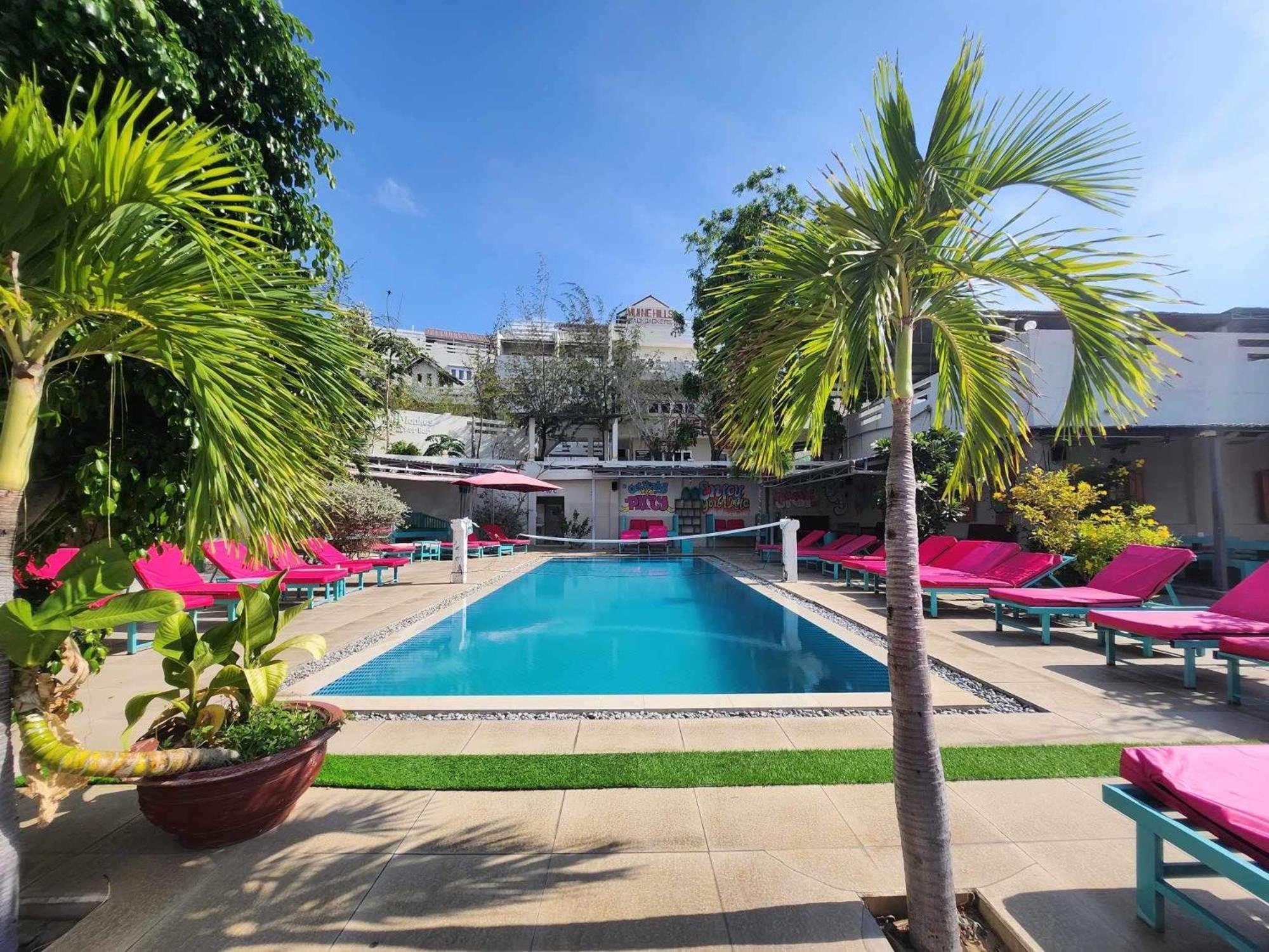 Hills Bliss Hotel