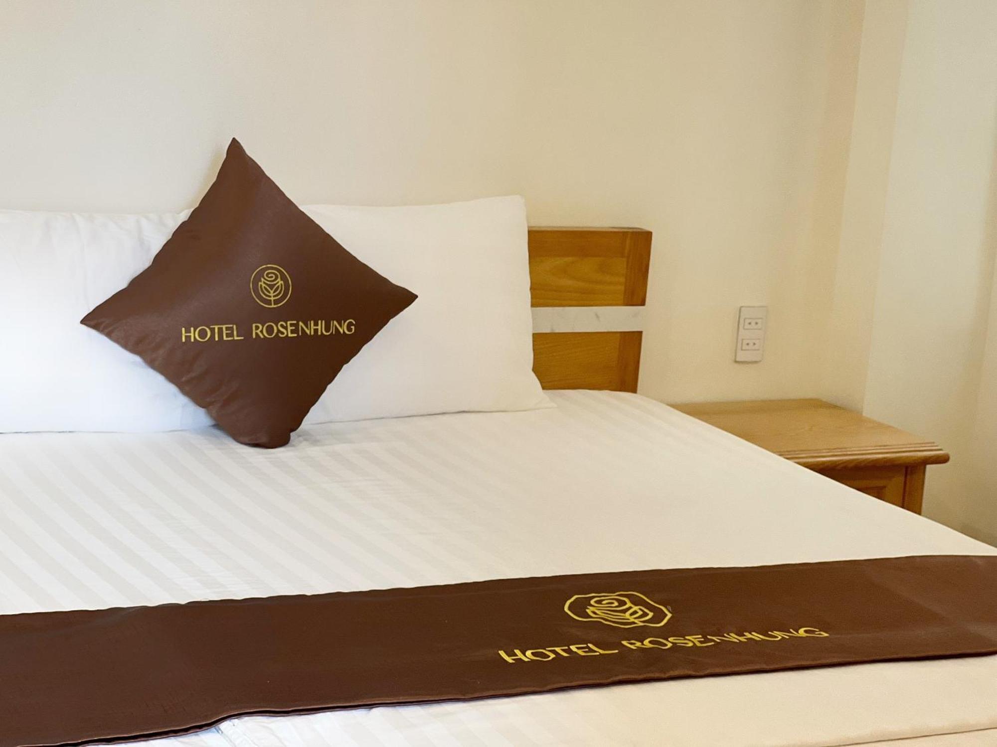 Cat Ba Rose Nhung Hotel 2*