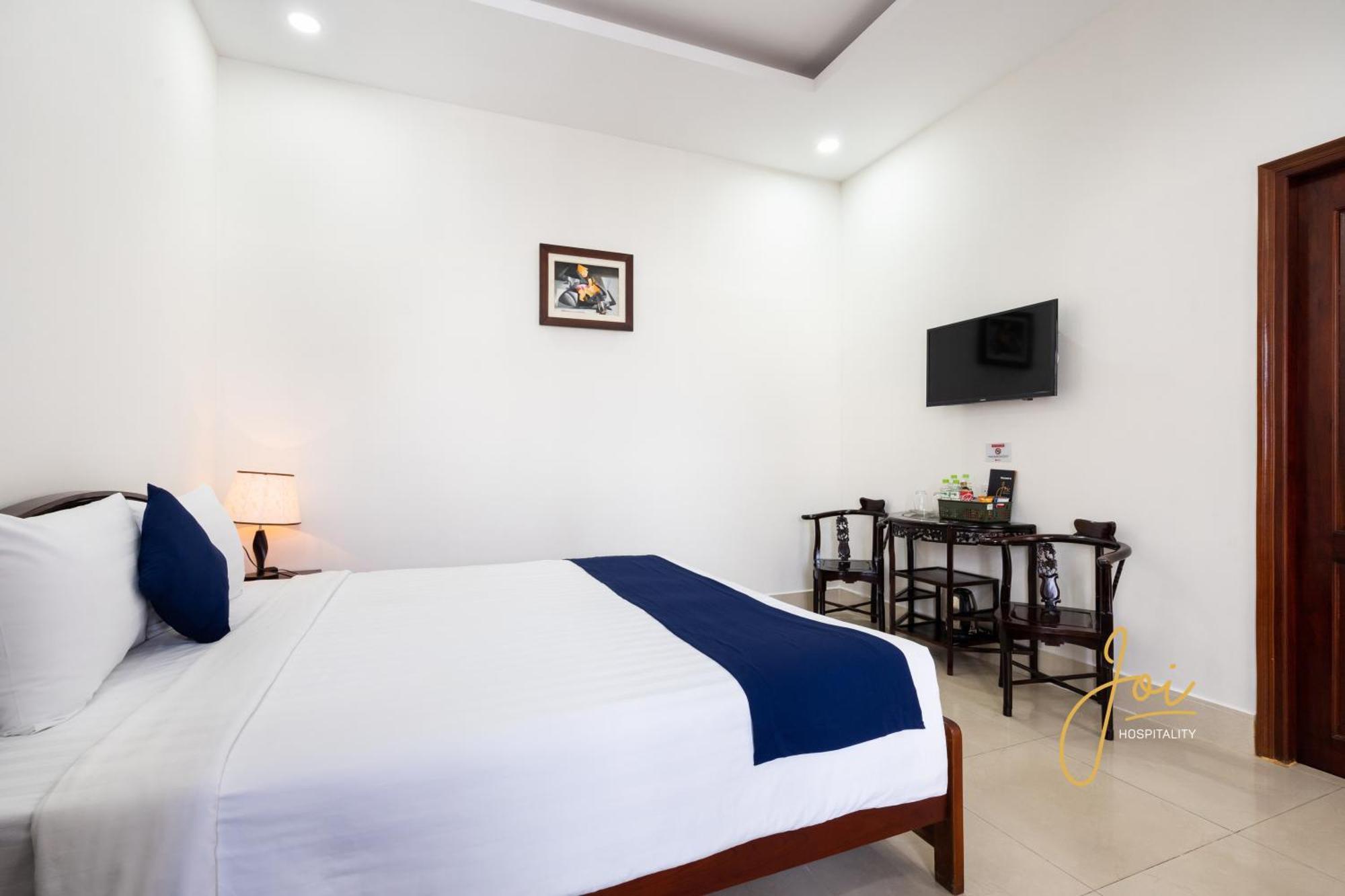 Joi Hospitality - Hotel