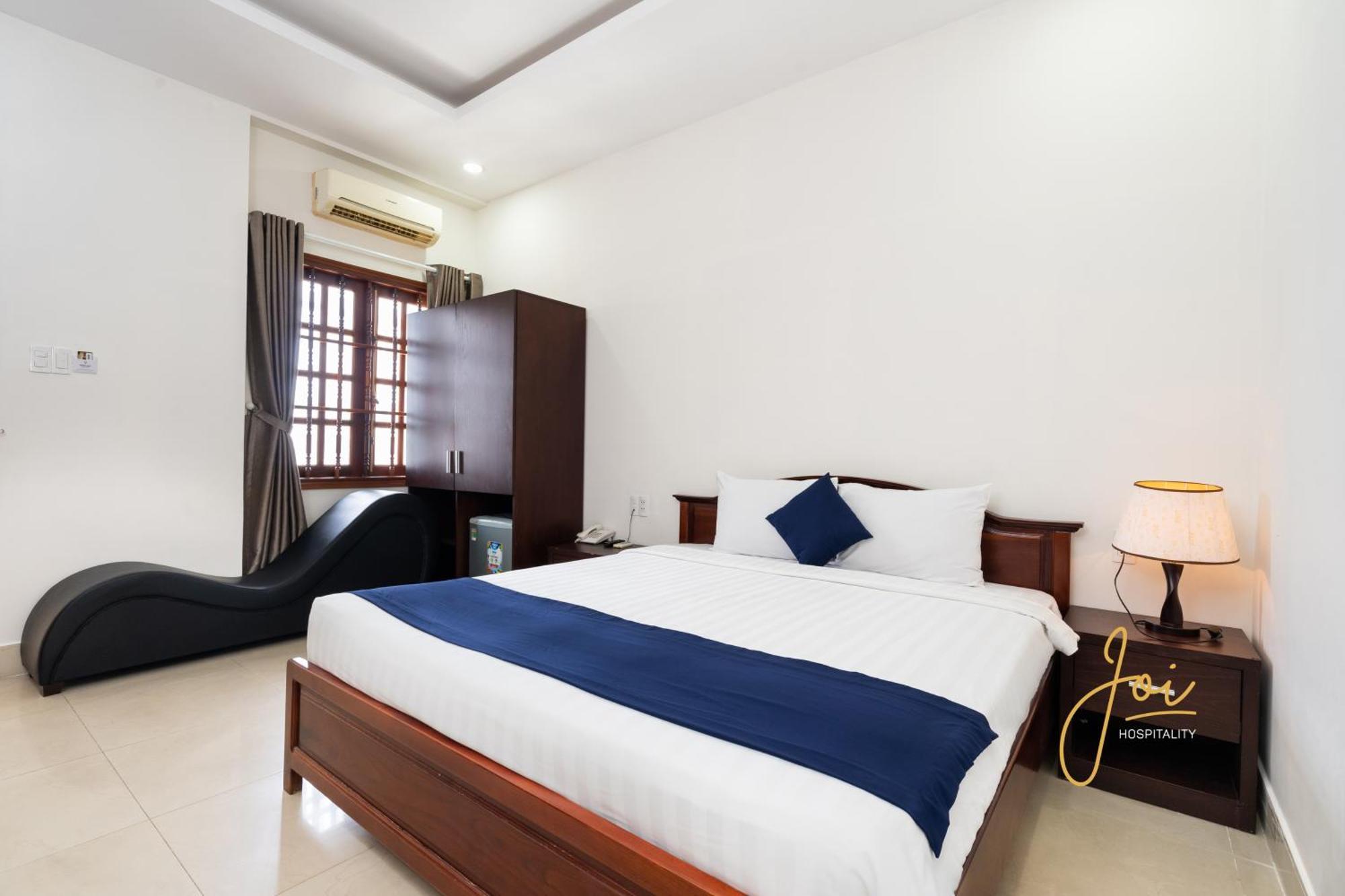 Joi Hospitality - 3*