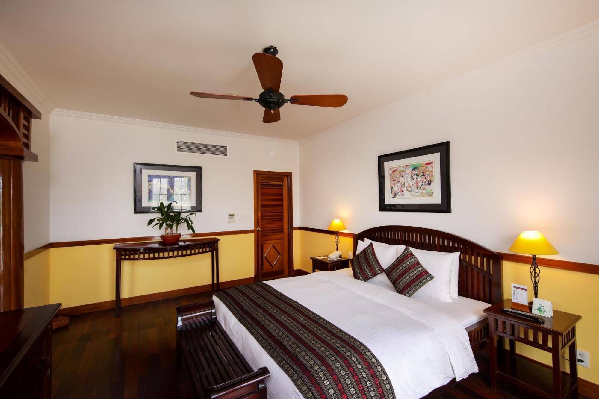 Victoria Tho Khu nghỉ mát 4*