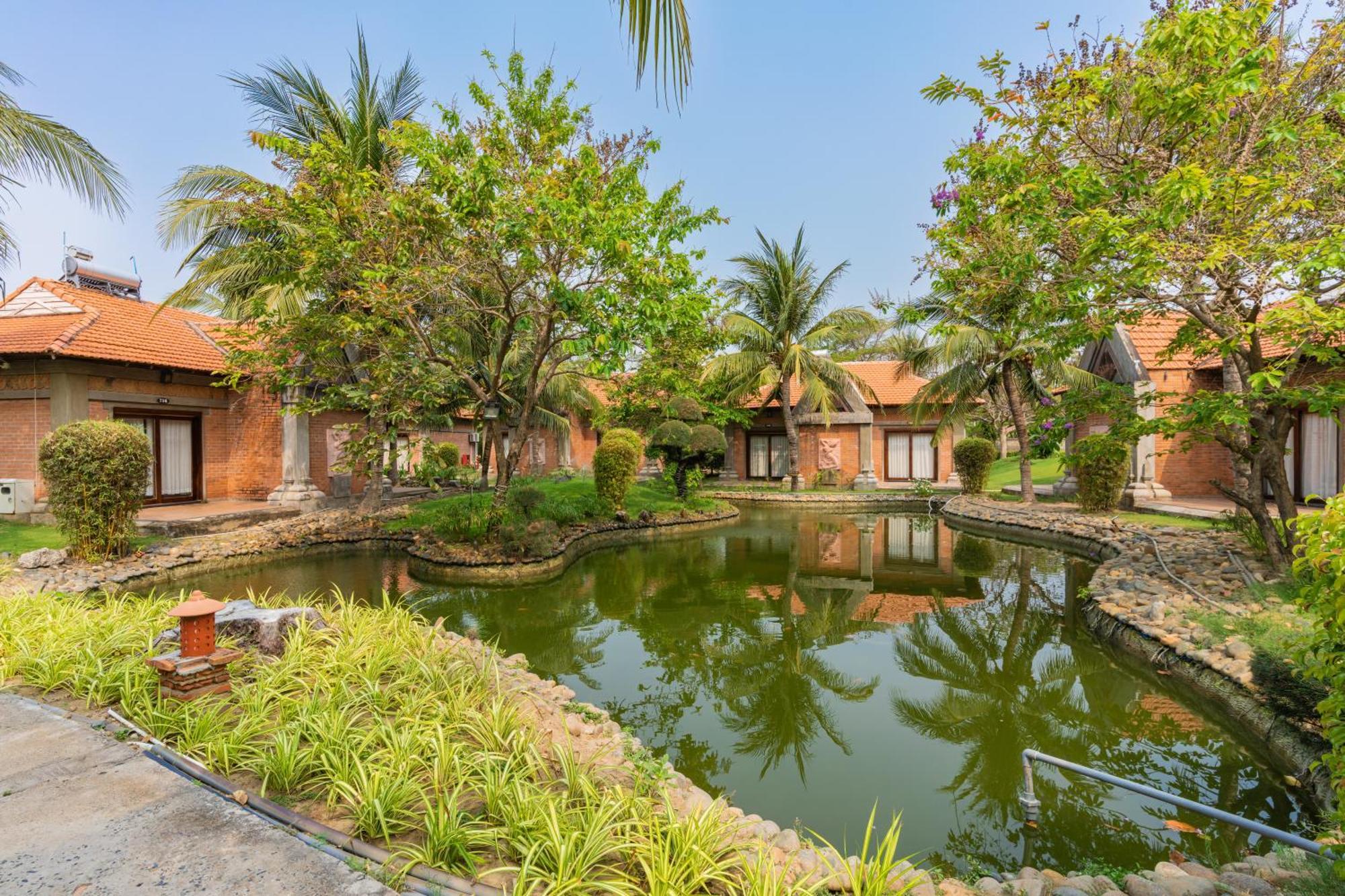 Resort Ttc Ninh Thuan - Unlimited Access To Water Park