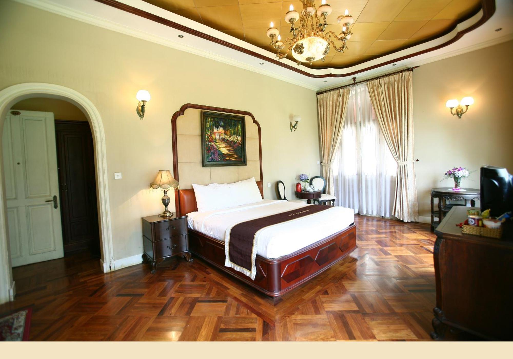 Hotel Cadasa 3*