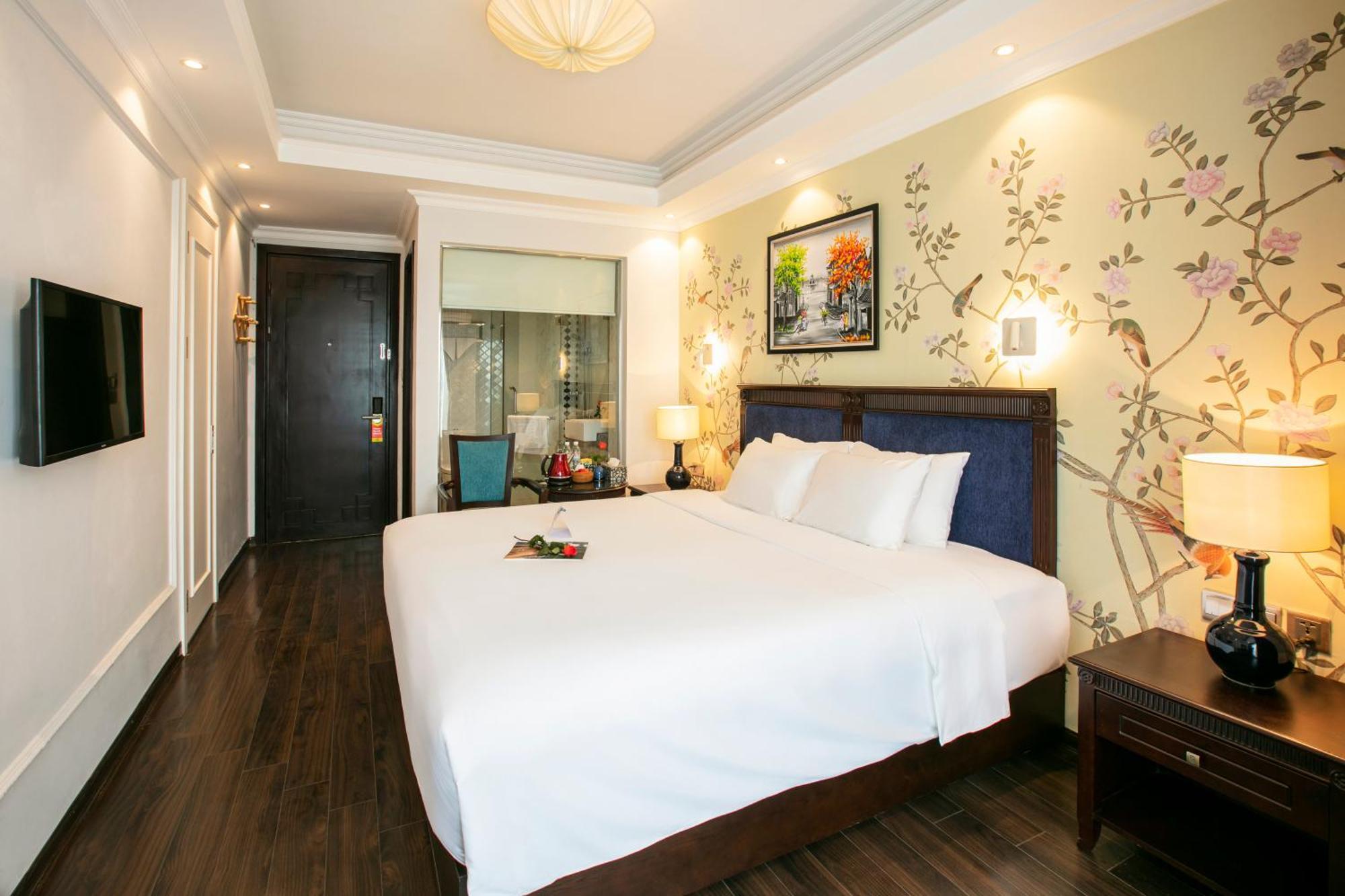 Golden Legend Diamond & Travel 3* Hanoi