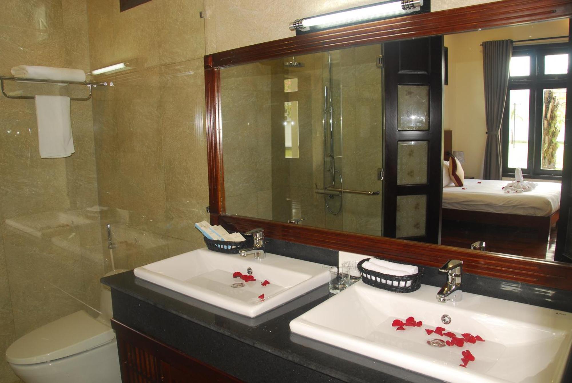 Ban Thach Riverside & 4*