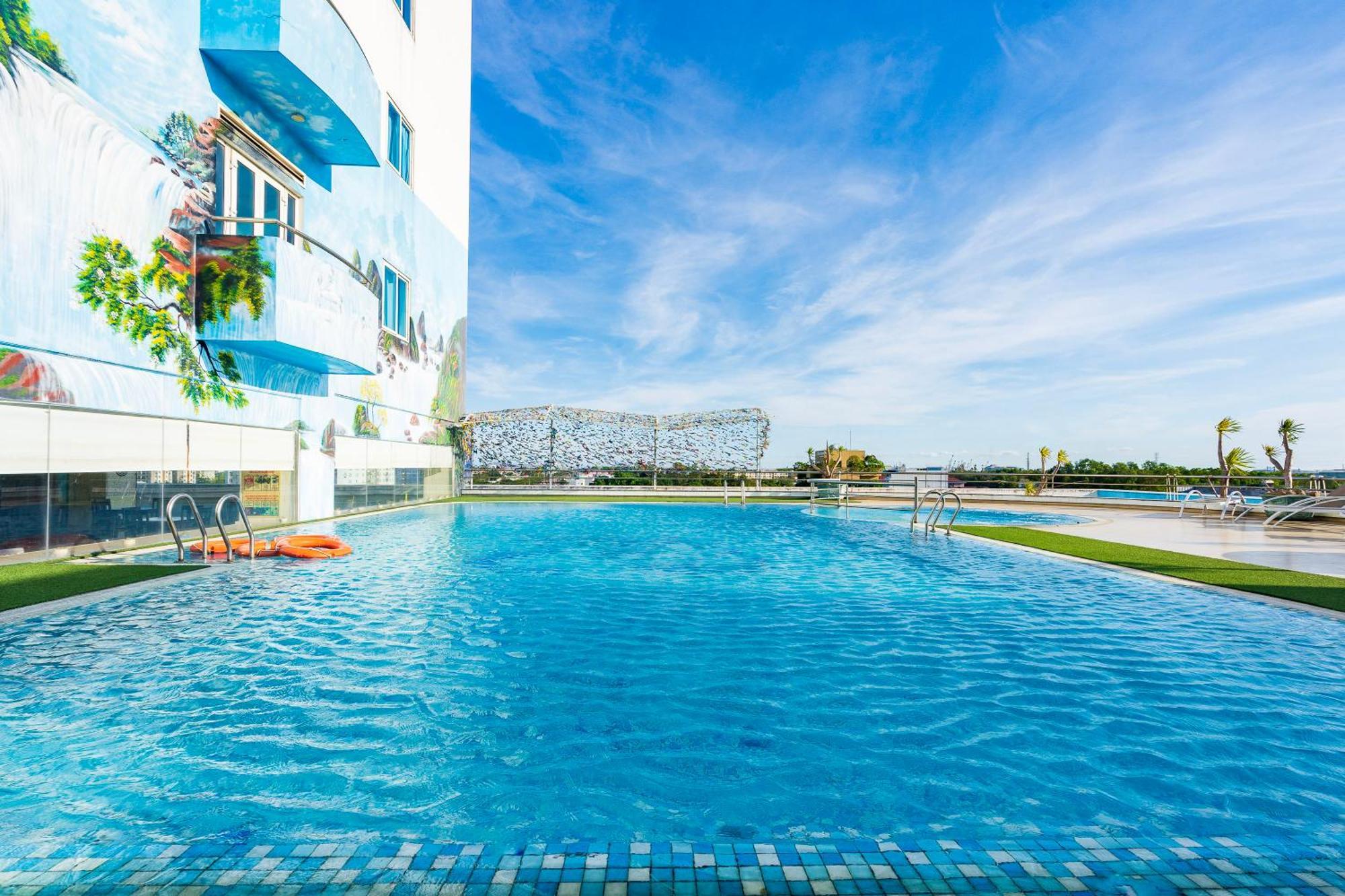 Harbour - Old Golf Hotel